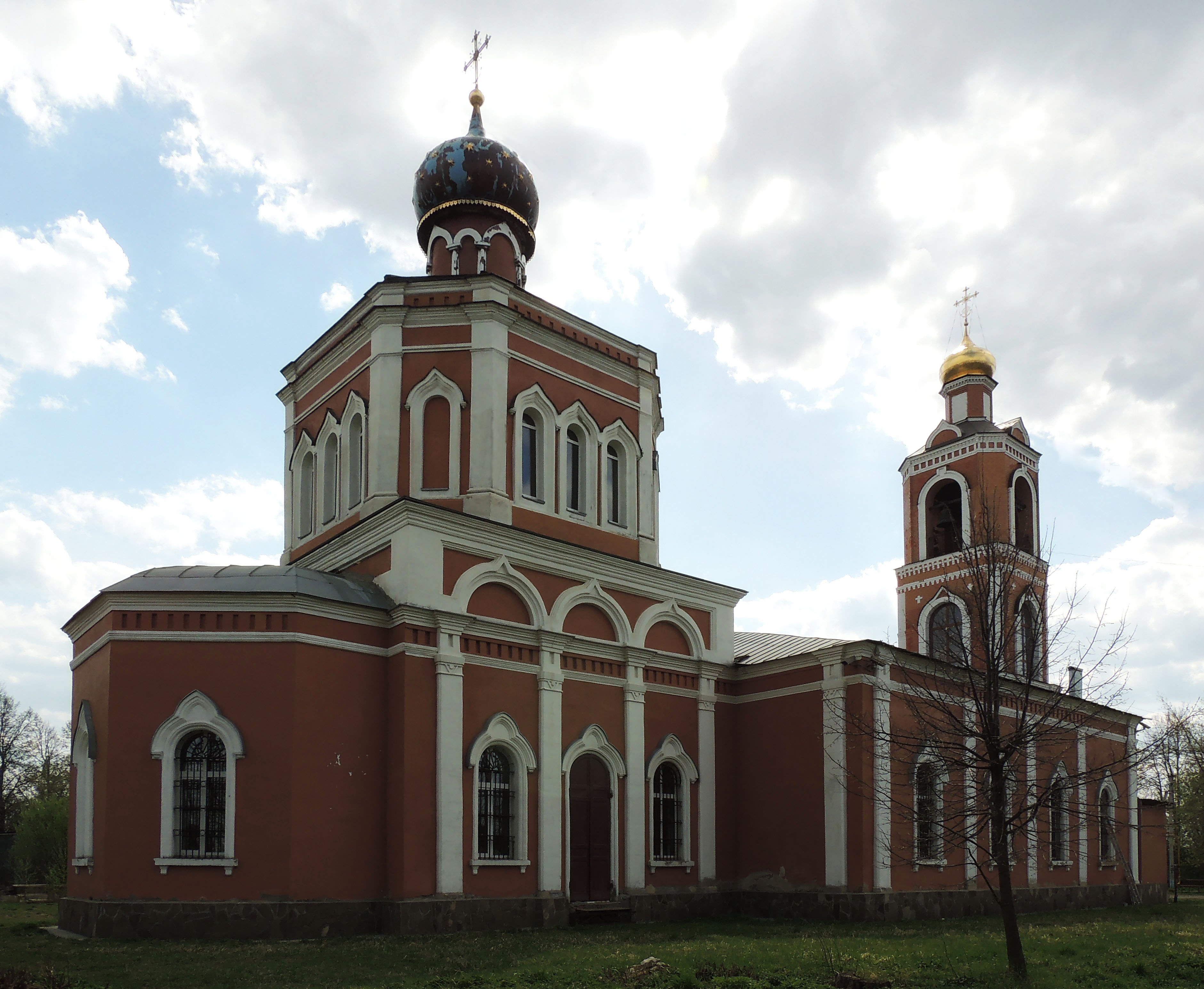 Село михнево. Преображенский храм Михнево. Церковь Спаса Преображения в Михнево.