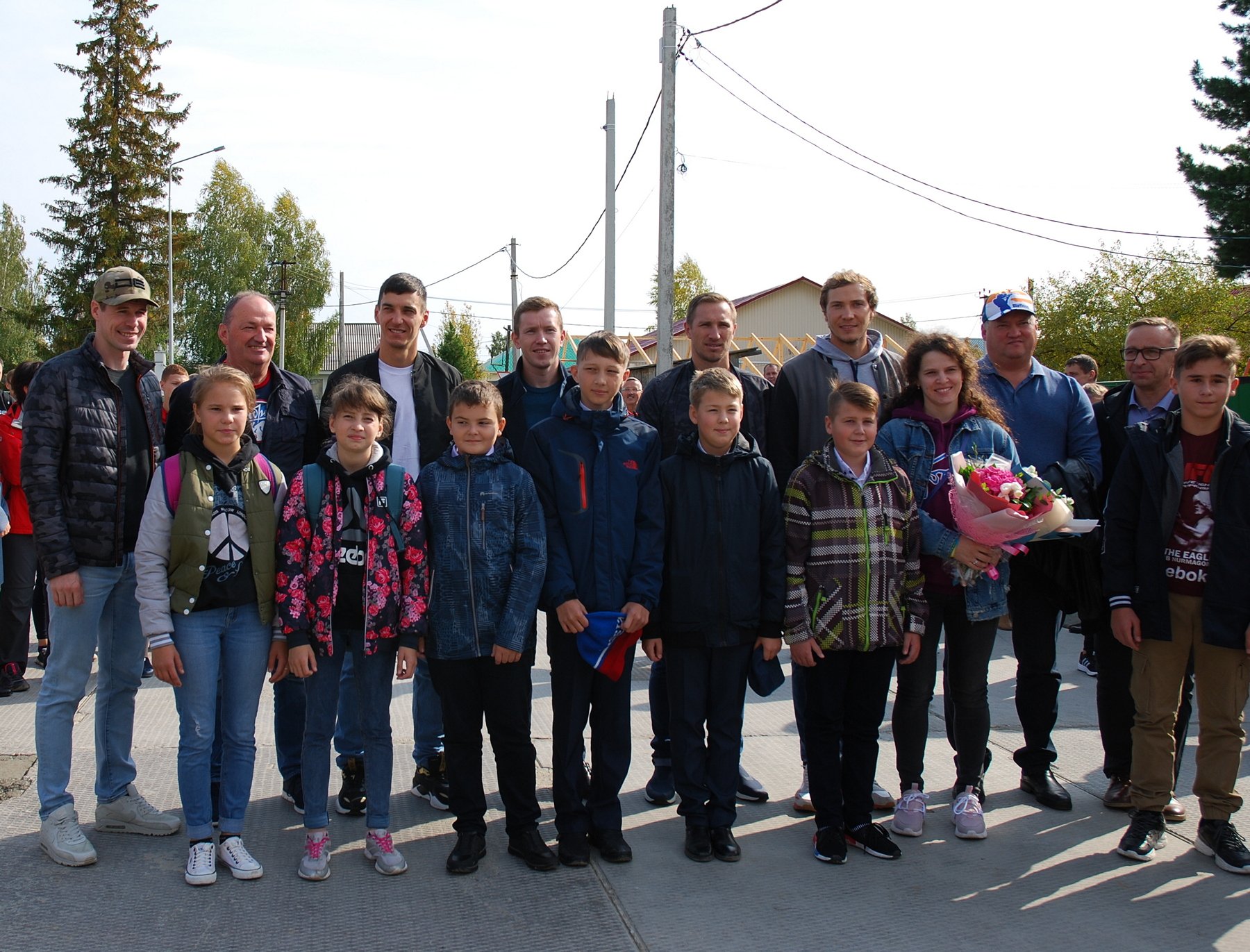 Погода в междуреченском хмао на 14. Поселок Междуреченский. ХМАО Междуреченская школа олимпийского резерва. ХМАО Междуреченский Лобова Оксана Александровна. Междуреченск ХМАО.