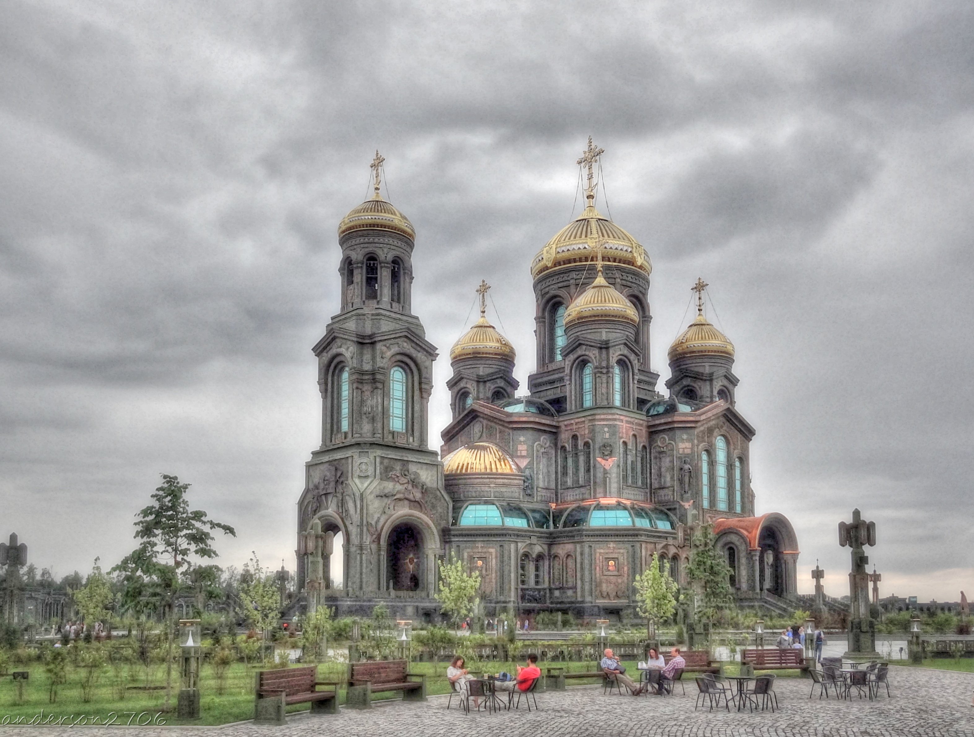 Храм вооруженных в подмосковье. Храм Воскресения Христова в Подмосковье. Храм Воскресения Христова в Одинцово. Храм Воскресения Христова Минское шоссе. Храм Патриот в Подмосковье.