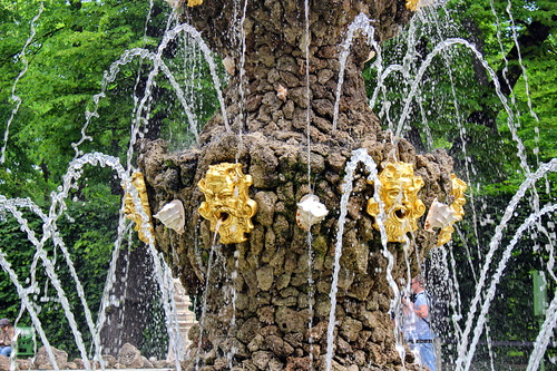 фонтан в Летнем саду Петербурга