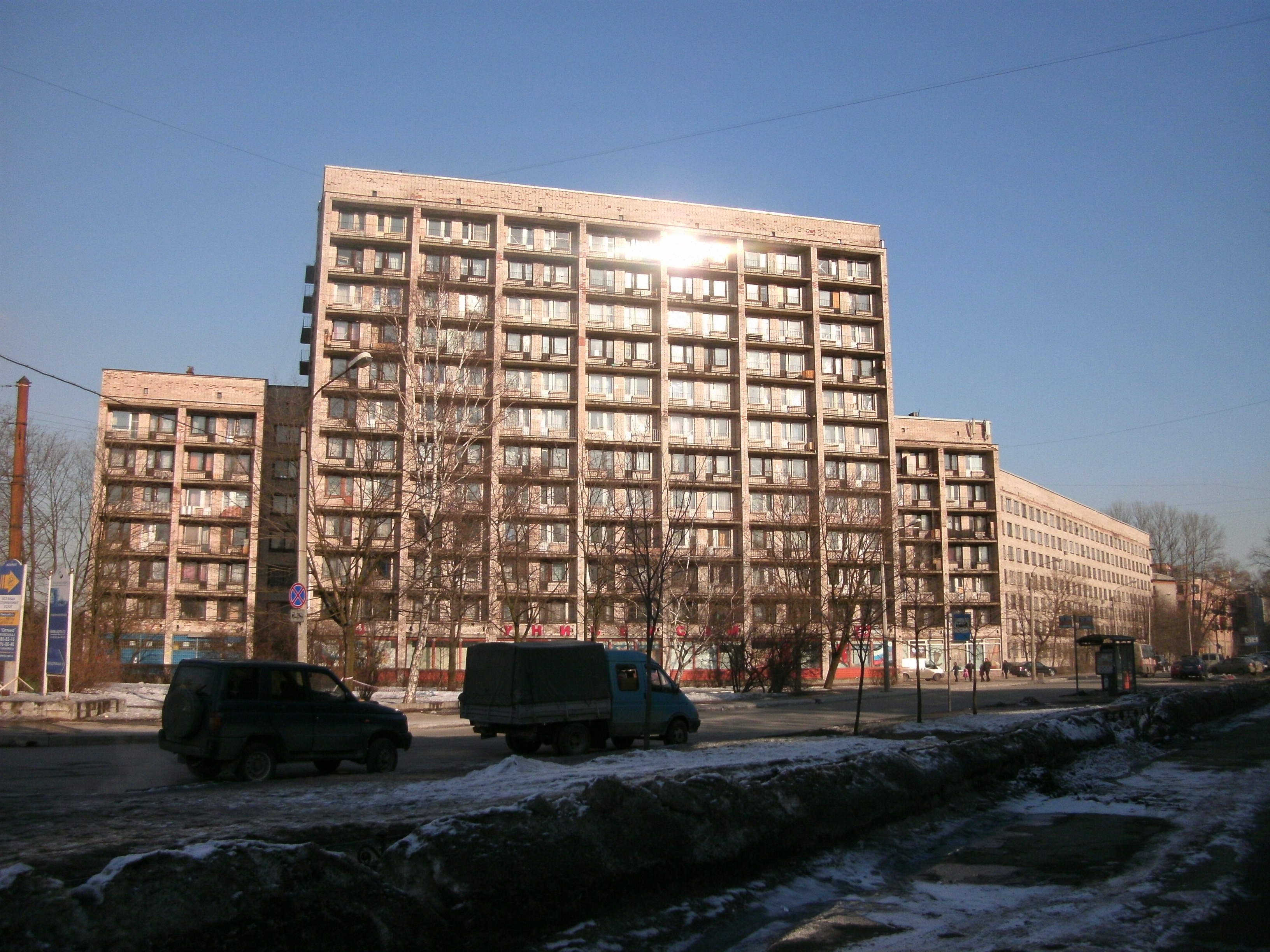 Белоостровская ул. 31