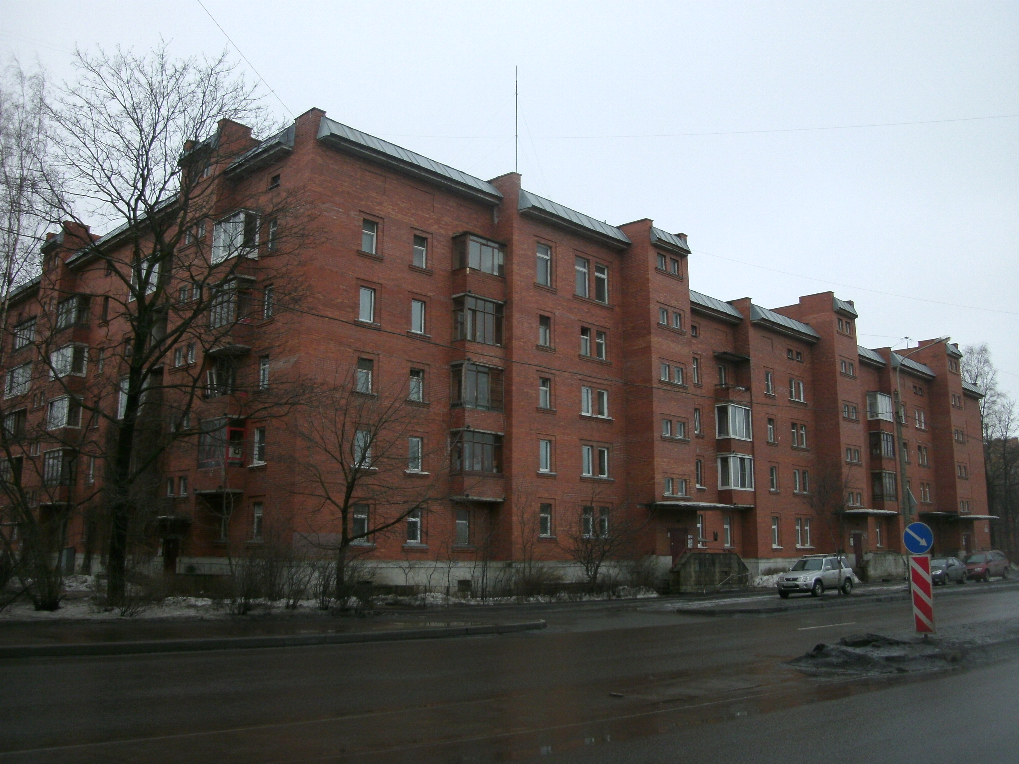 Школьная ул. 42