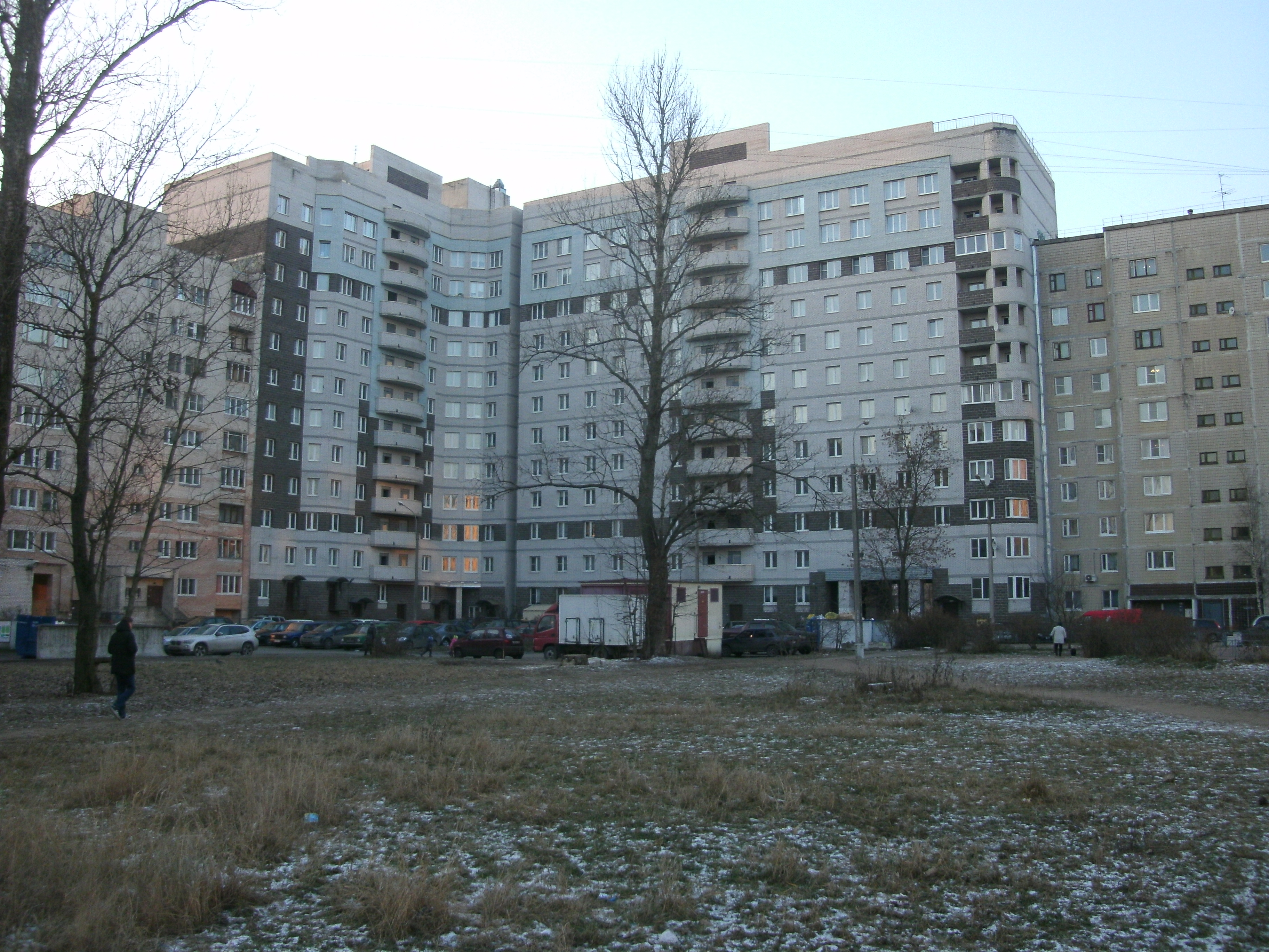 Полевая ул. 1/25