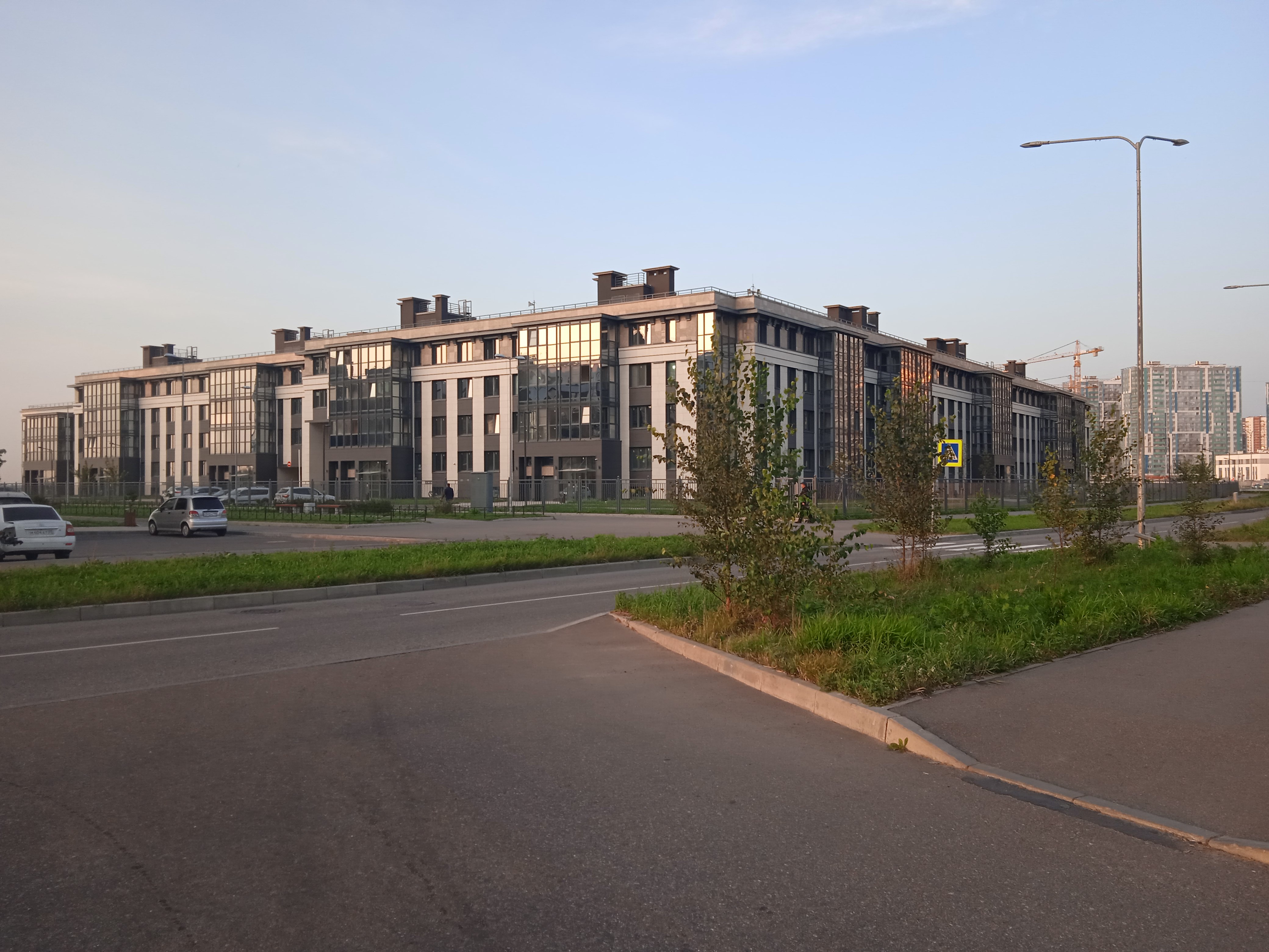 пр. Патриотов 33