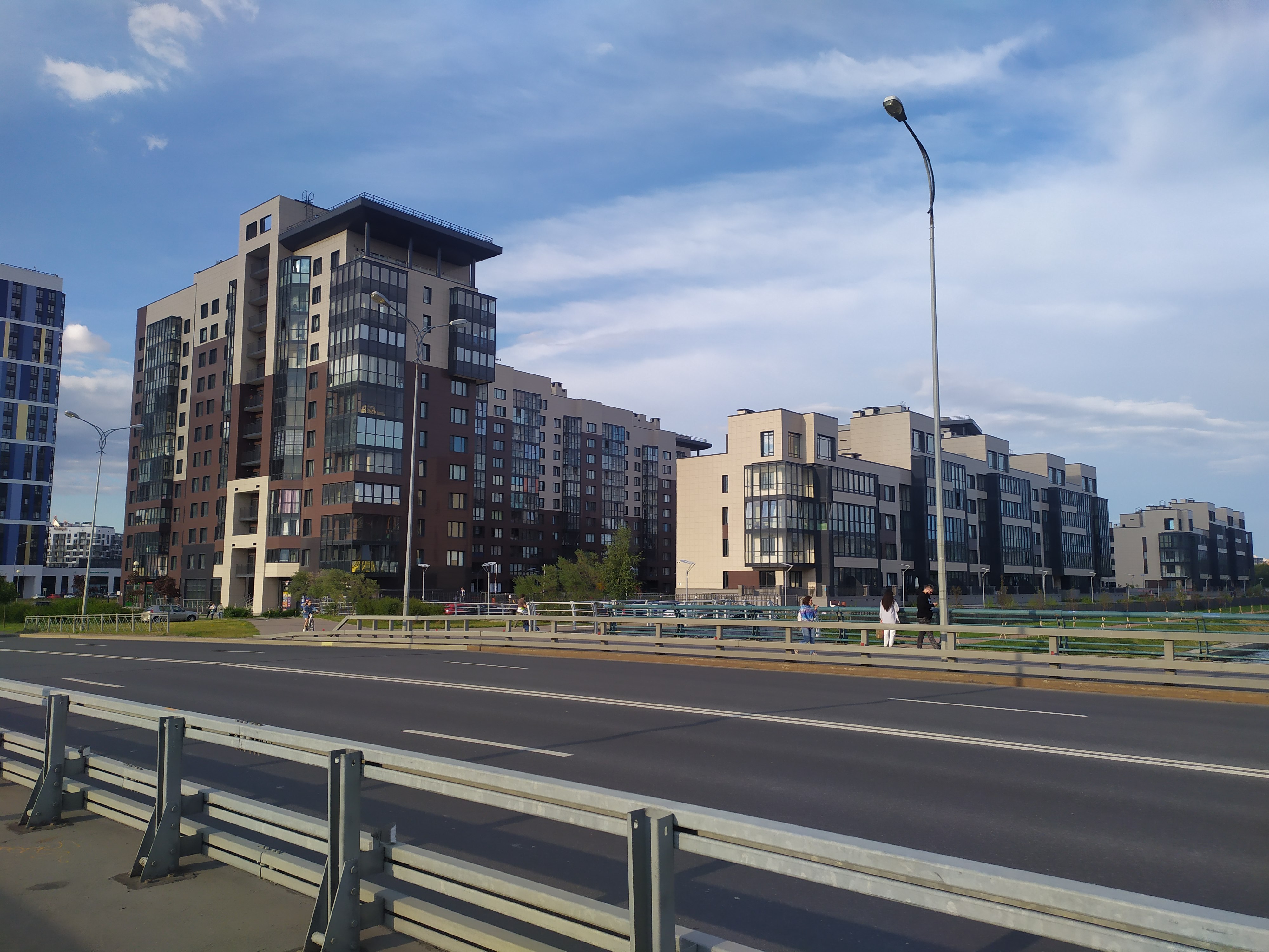 пр. Героев 30