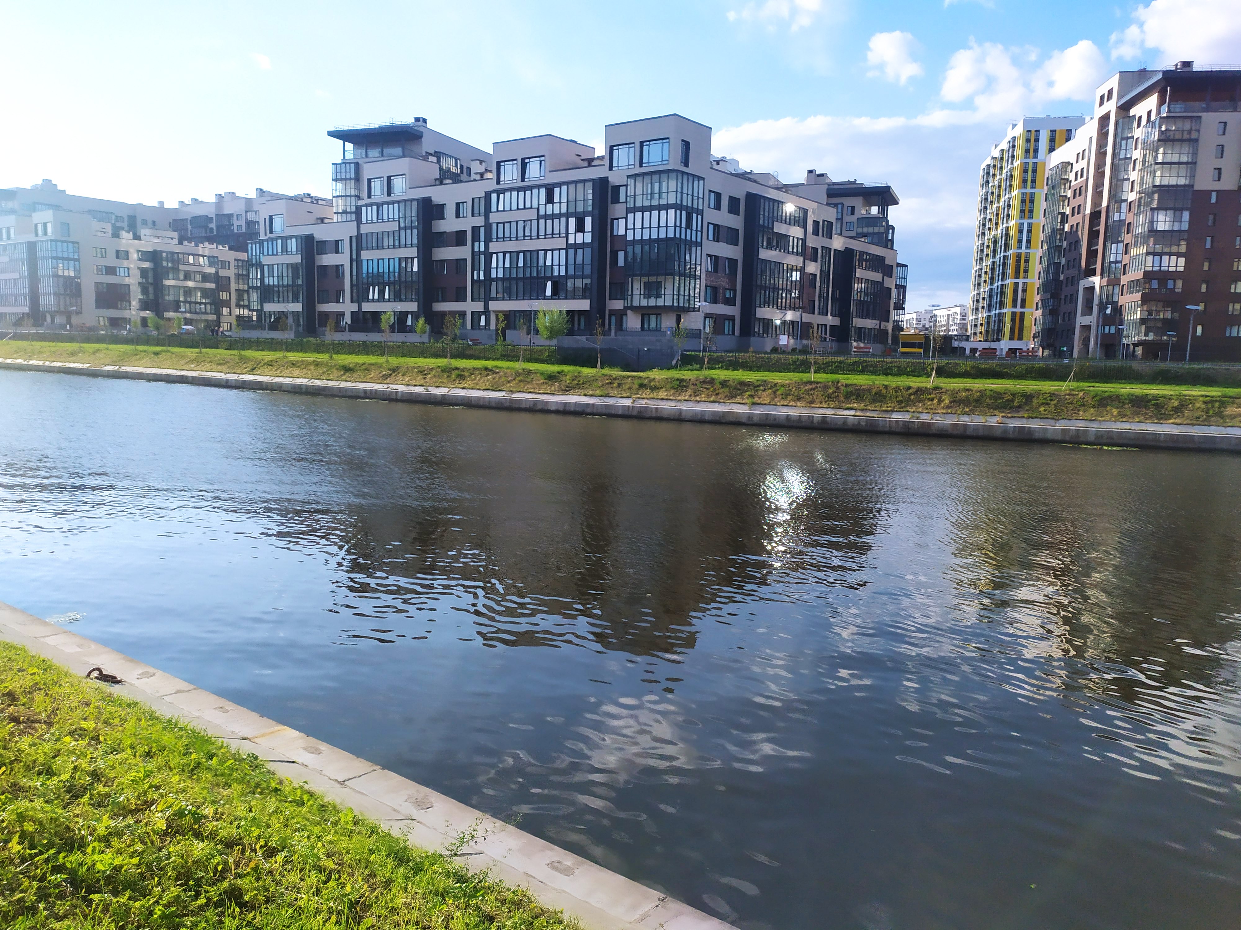 пр. Героев 32