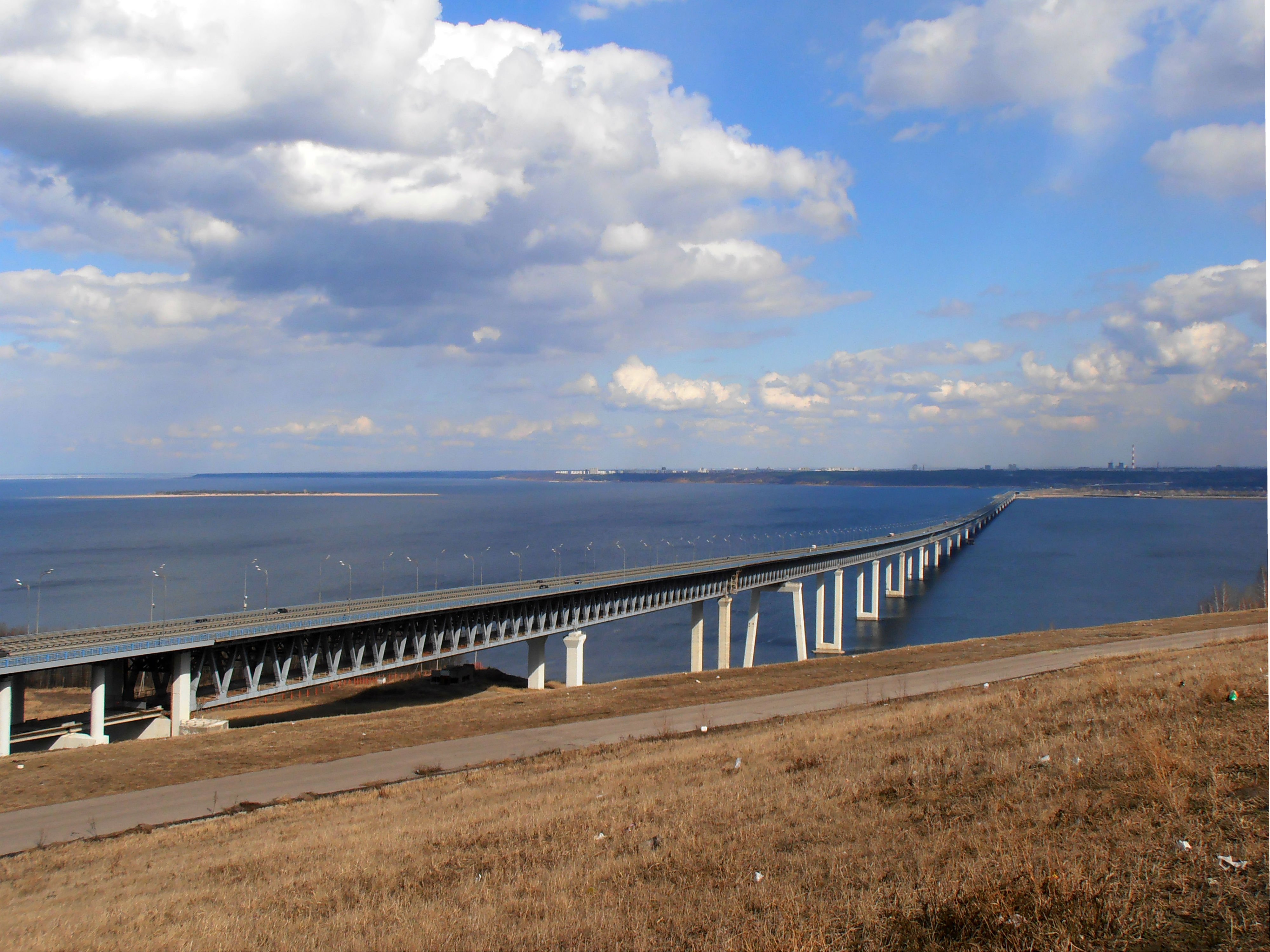 Президентский мост в Ульяновске Нижний ярус