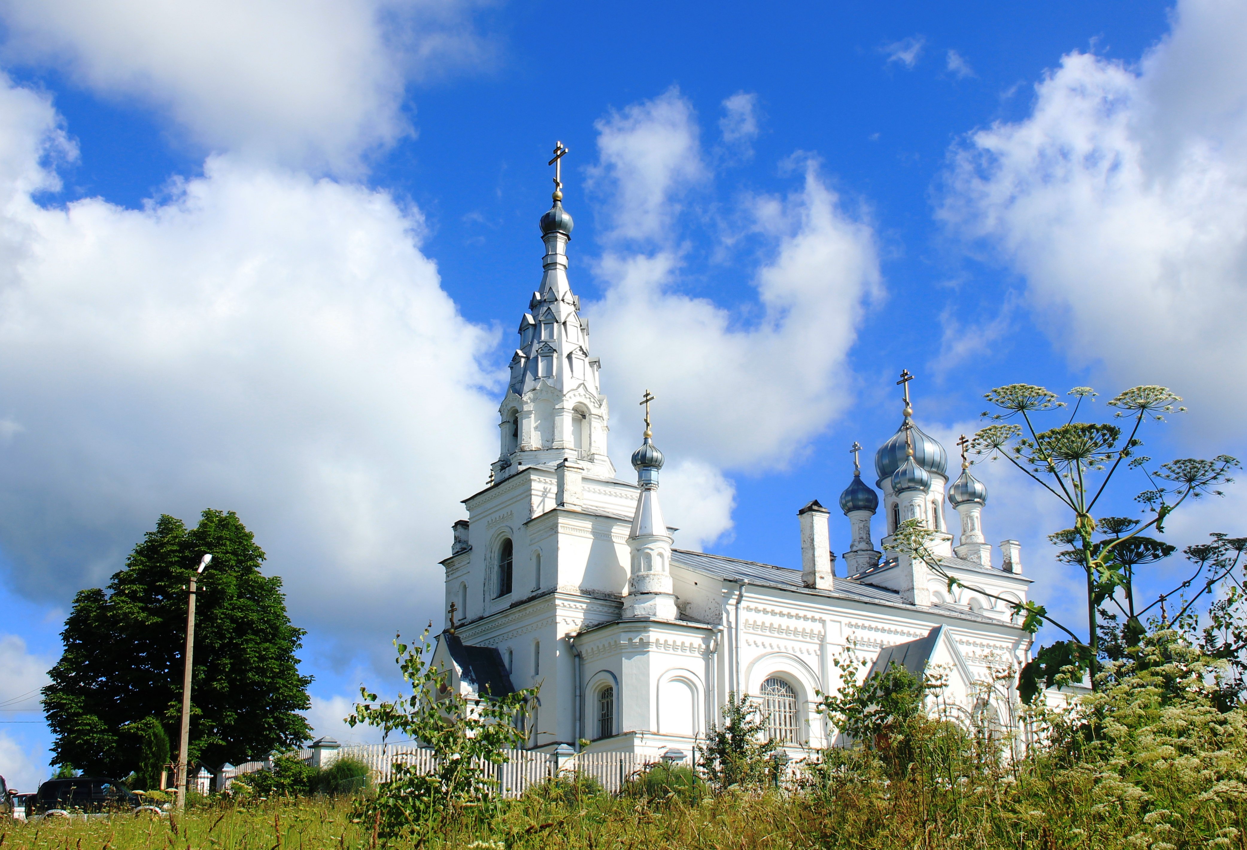 храм в пенино сланцевский район