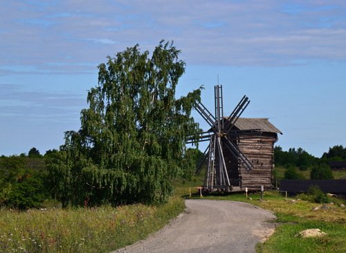 Старая мельница