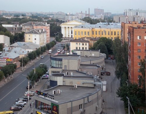 Интересно сверху смотреть на улицы города