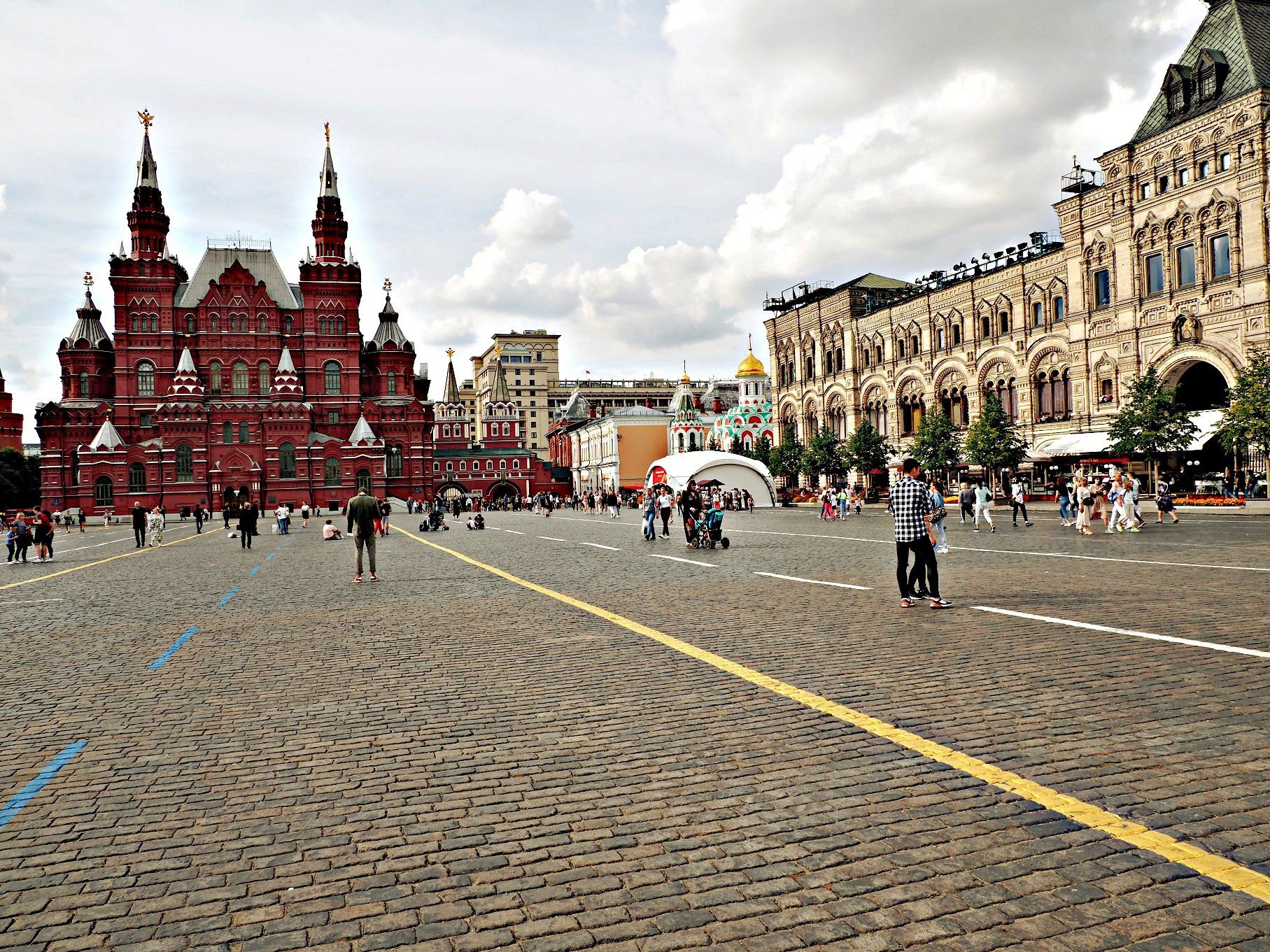 Красная площадь дорога. Красная площадь 2023. Площадь красной площади. Московский Кремль и красная площадь.