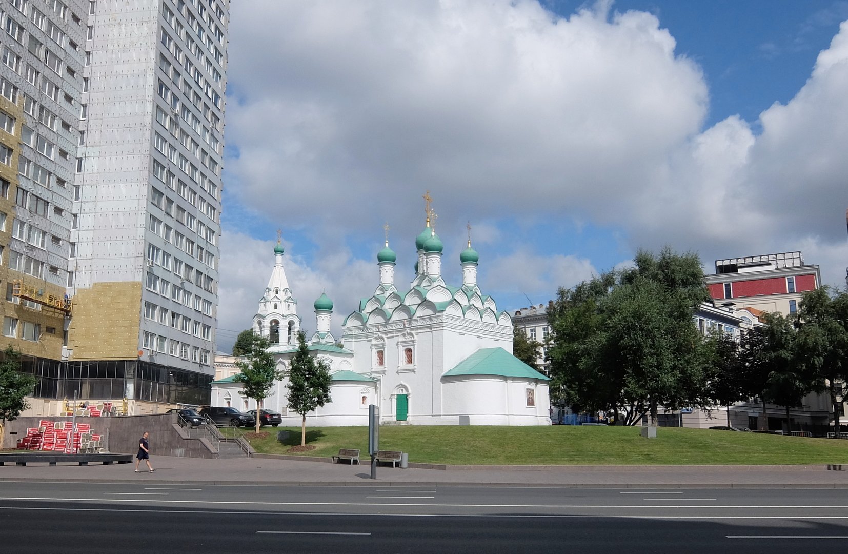 Храм симеона столпника на арбате. Церковь Симеона Столпника на новом Арбате. Храм Симеона Столпника на поварской. Храм Симеона Москва Столпника Арбат Иван Васильевич. Церковь Симеона Столпника на новом Арбате фото.