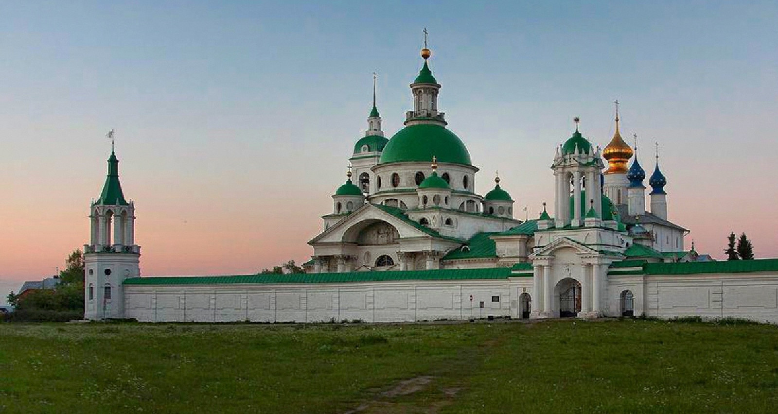 Спасо-Яковлевский монастырь в Ростове Великом картинки из прошлго