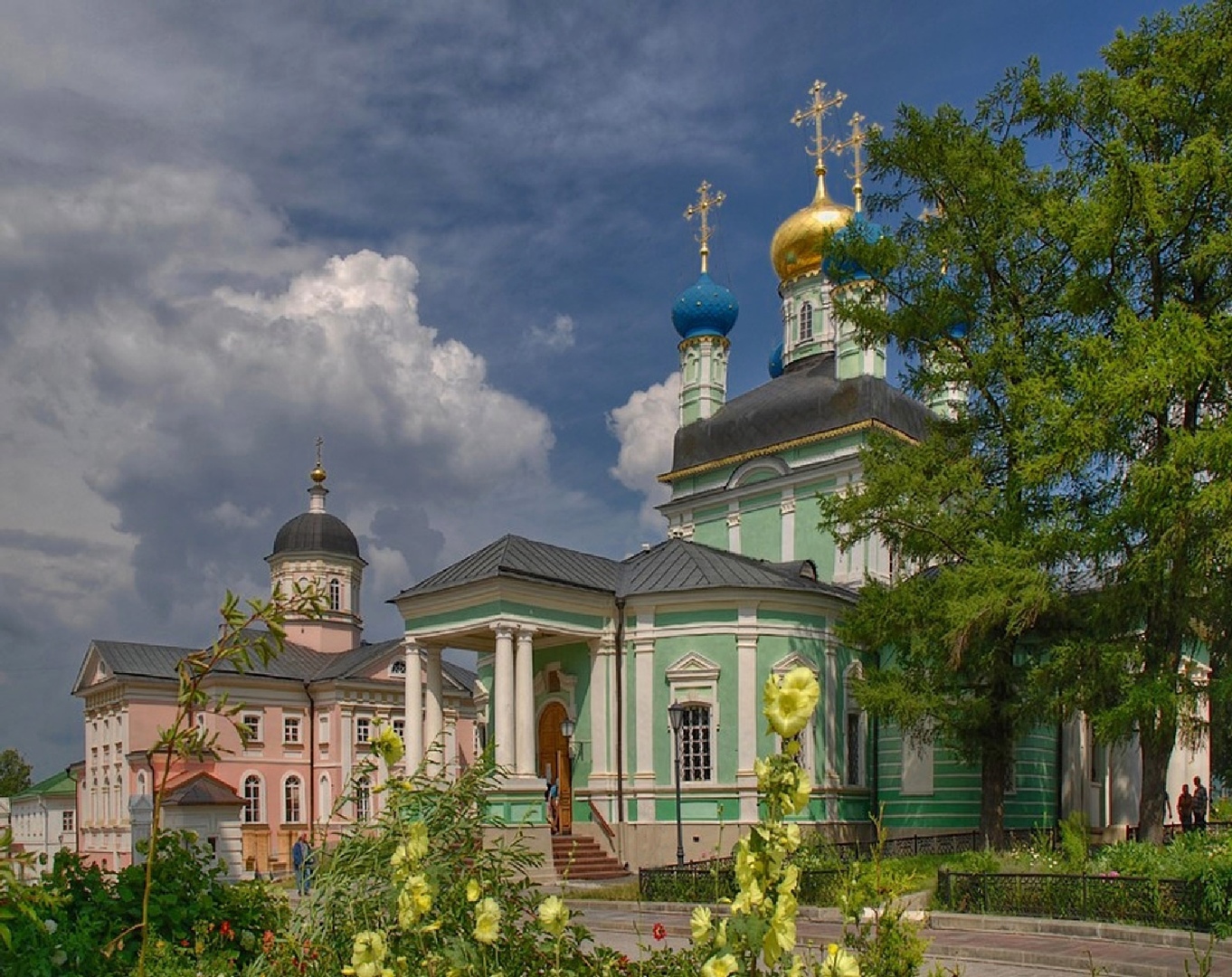 Вечерний оптина. Оптина пустынь Тула. Оптина пустынь Тульская. Поездка к Матроне Оптина пустынь.