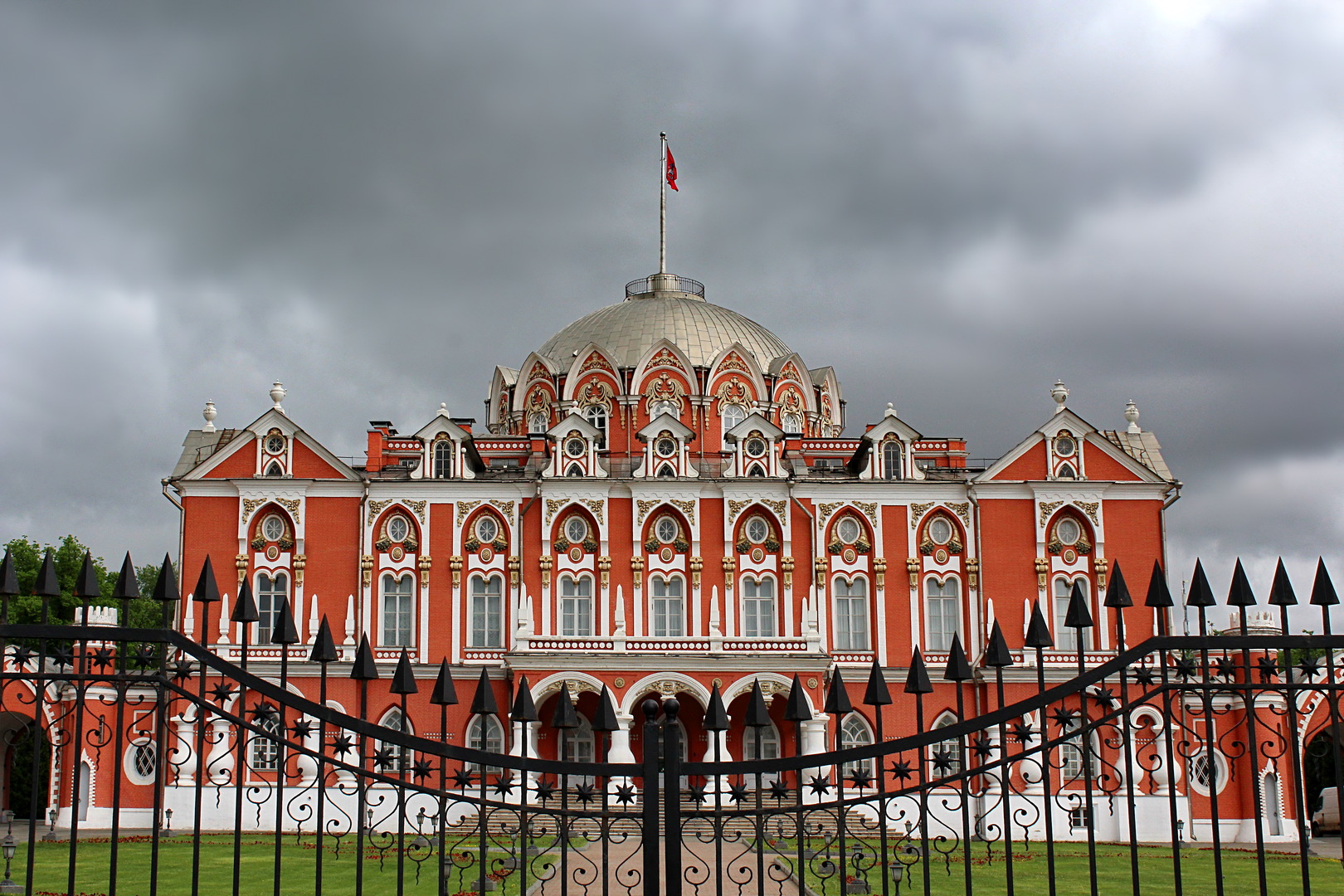 петровский дворец петрозаводск