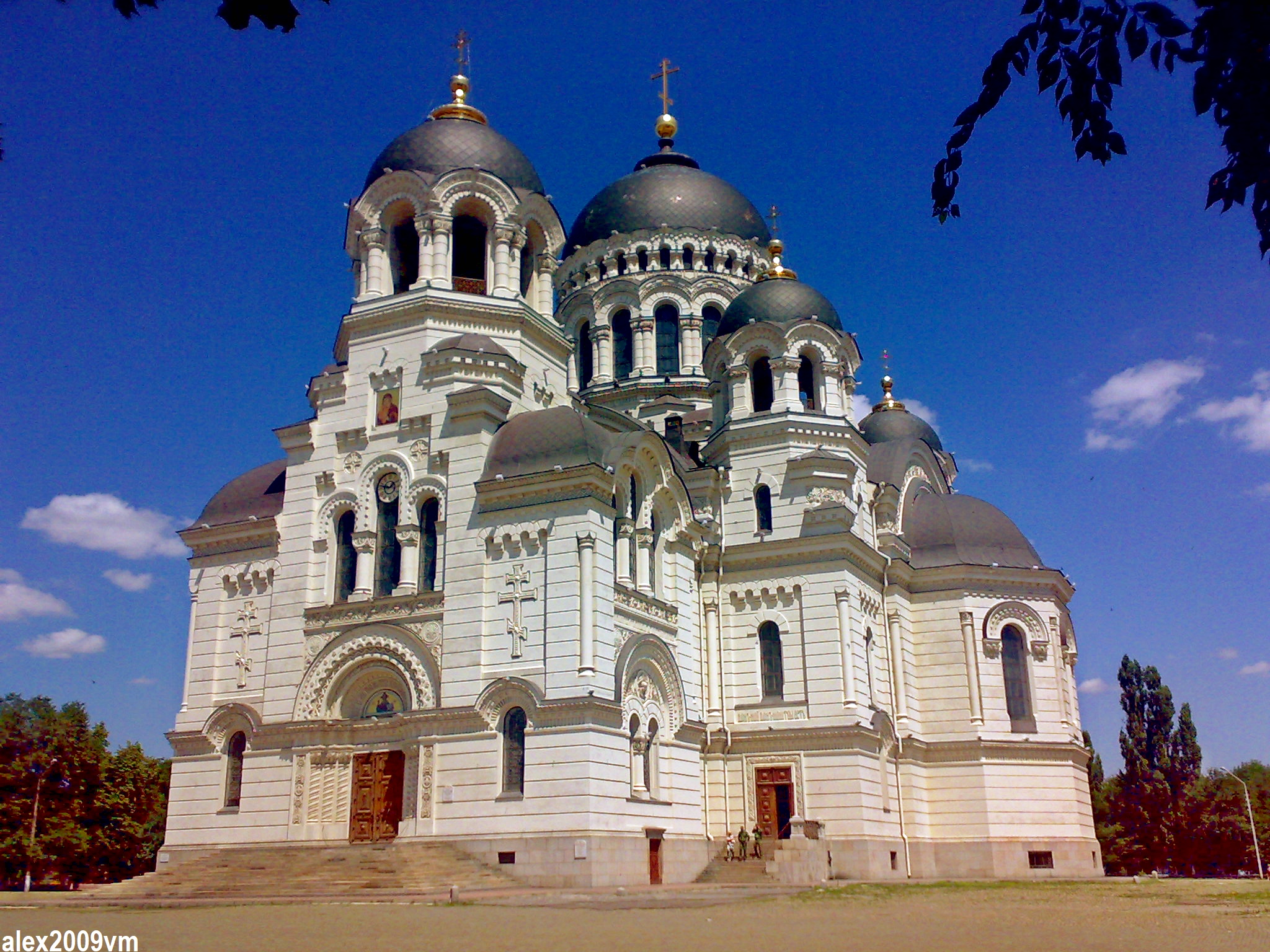 Новочеркасск фото. Вознесенский кафедральный собор Новочеркасск. Новочеркасский храм Вознесенский кафедральный собор. Войсковой Воскресенский собор Новочеркасск. Вознесенский войсковой собор в Новочеркасске.