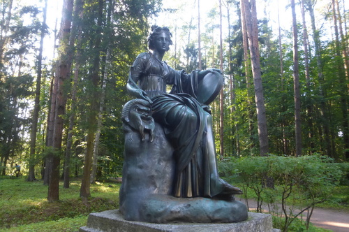 Скульптура "Талия"