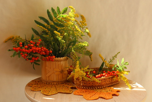 рябина и золотарник