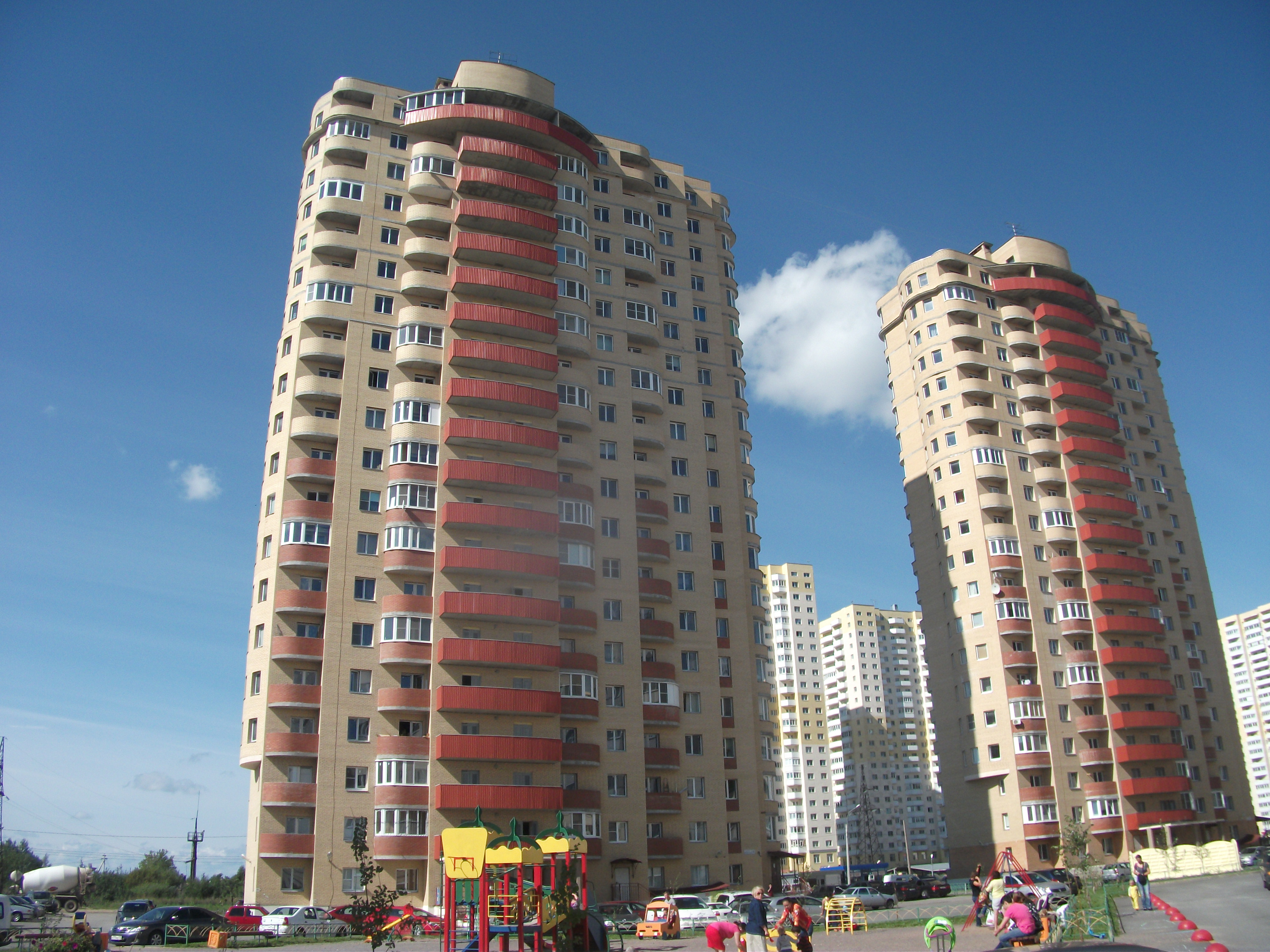 Вишерская ул. 16 и 18