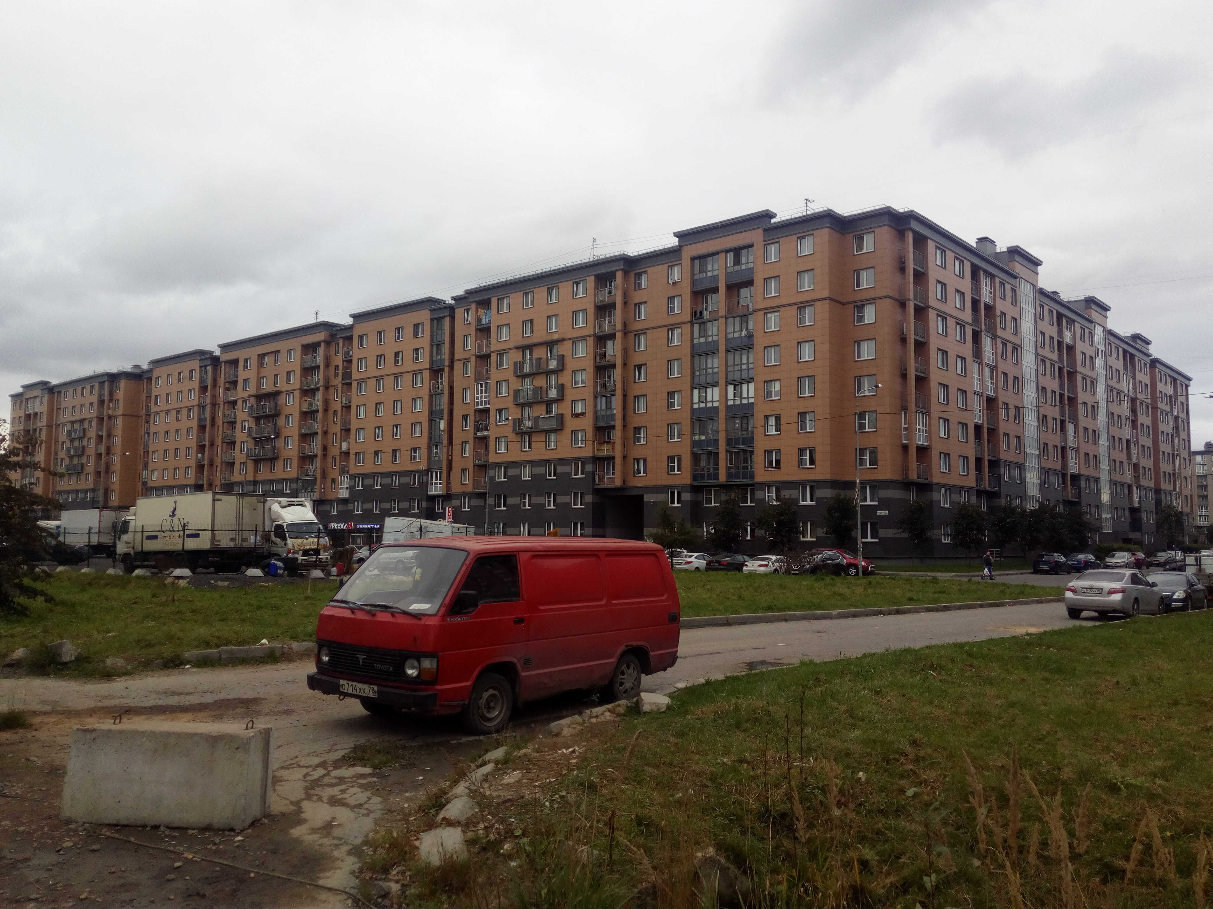 Колпинское шоссе 38к1, парадные 12-22 Колпинское шоссе 38к1, парадные 12-22