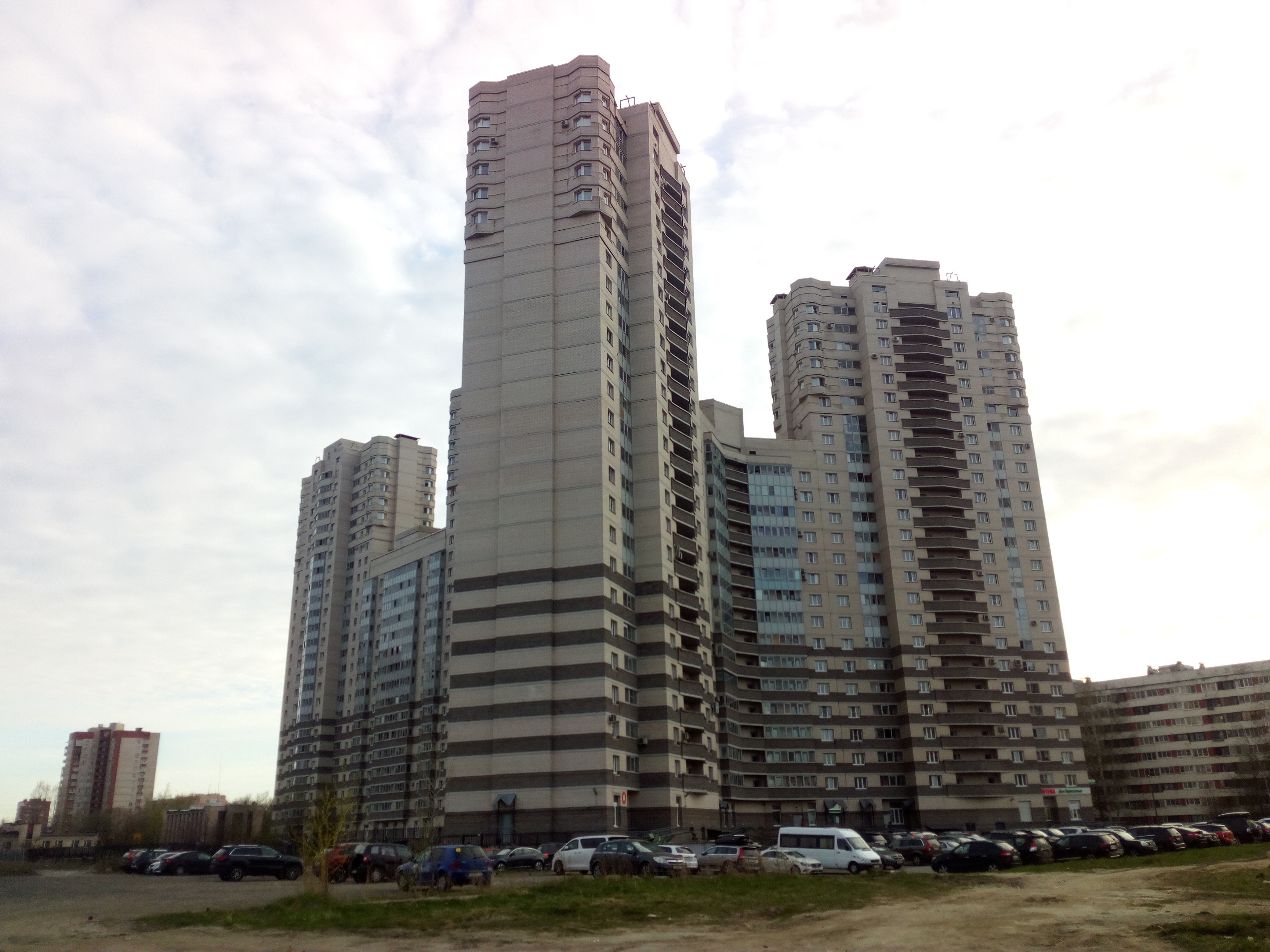 ул. Брянцева 7к1