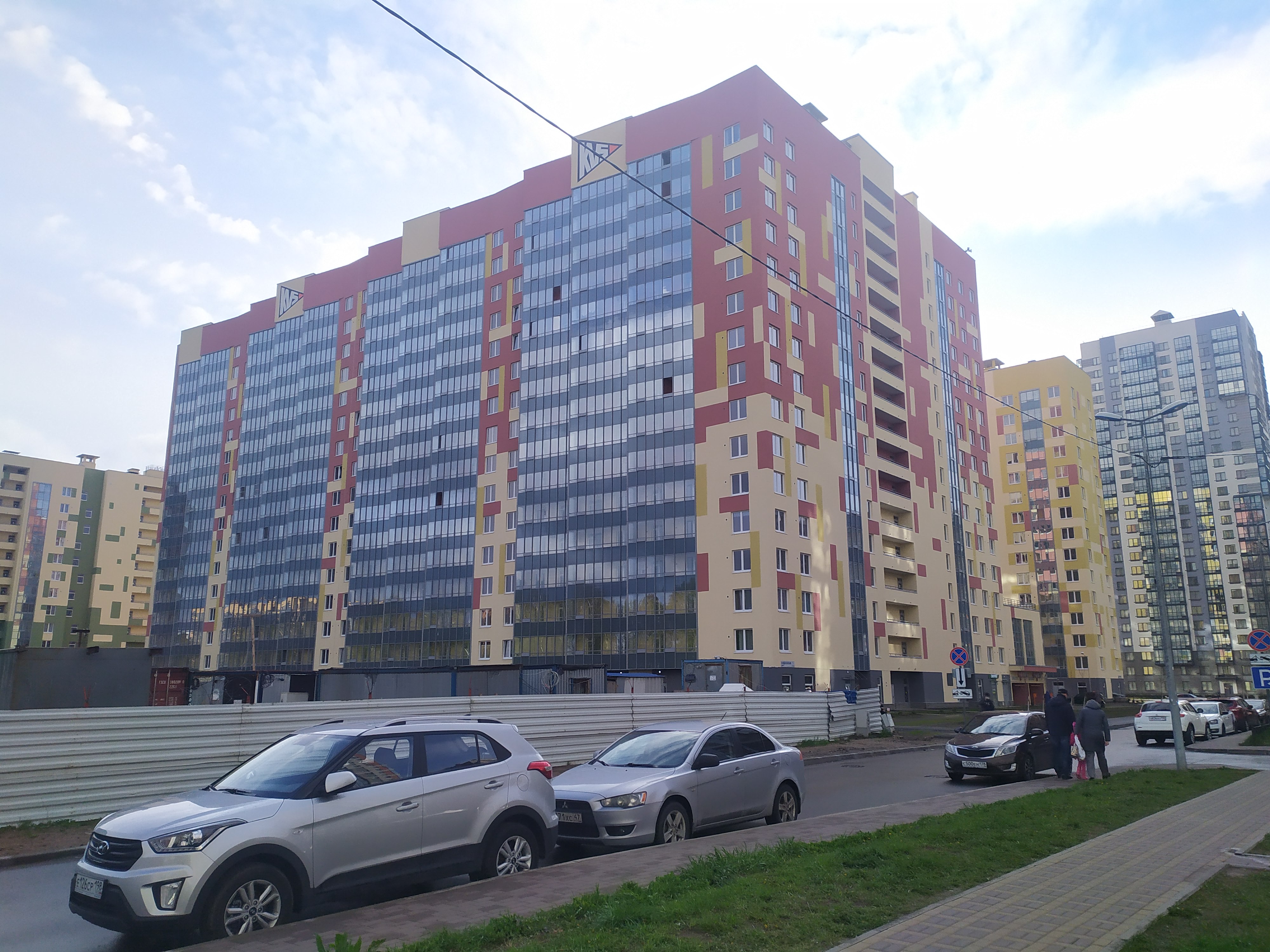 Кушелевская дорога 1к2, парадные 1-3 Кушелевская дорога 1к2, парадные 1-3