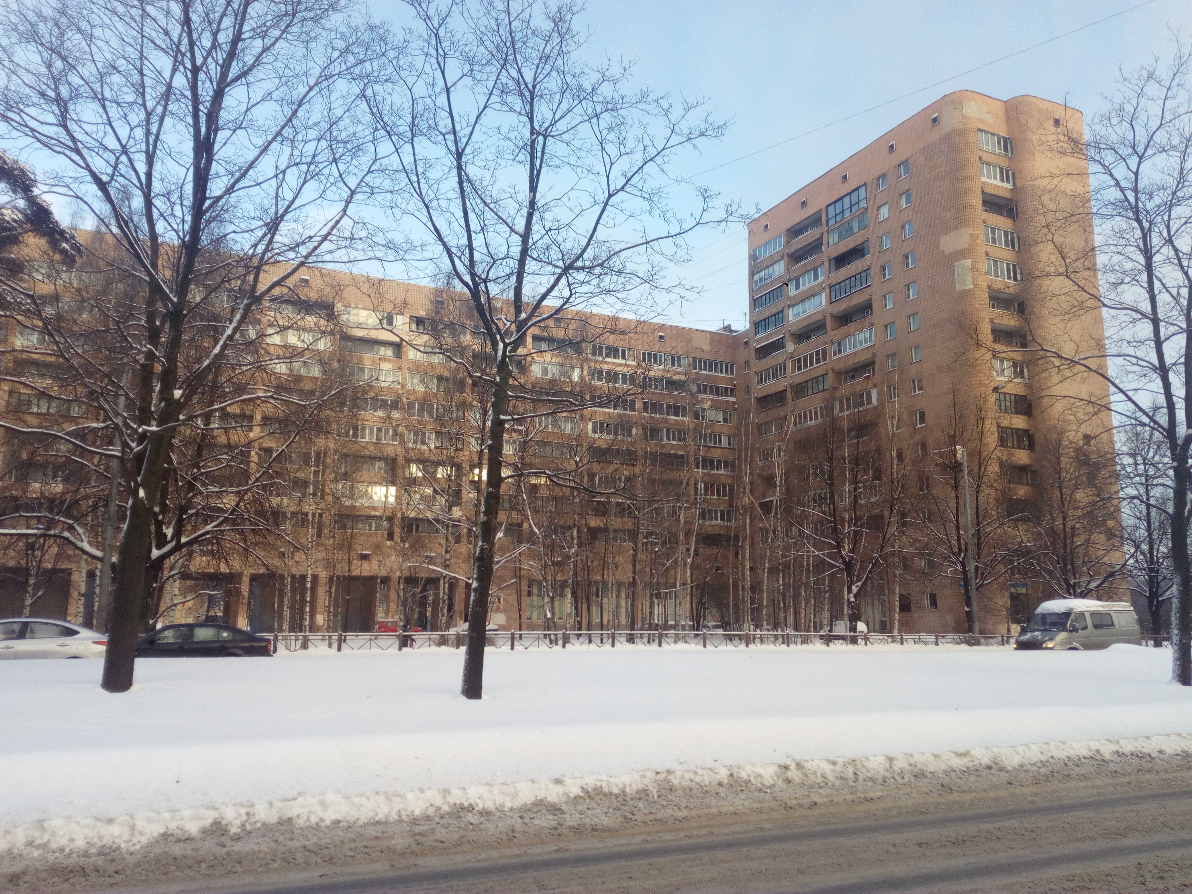 пр. Непокоренных 16