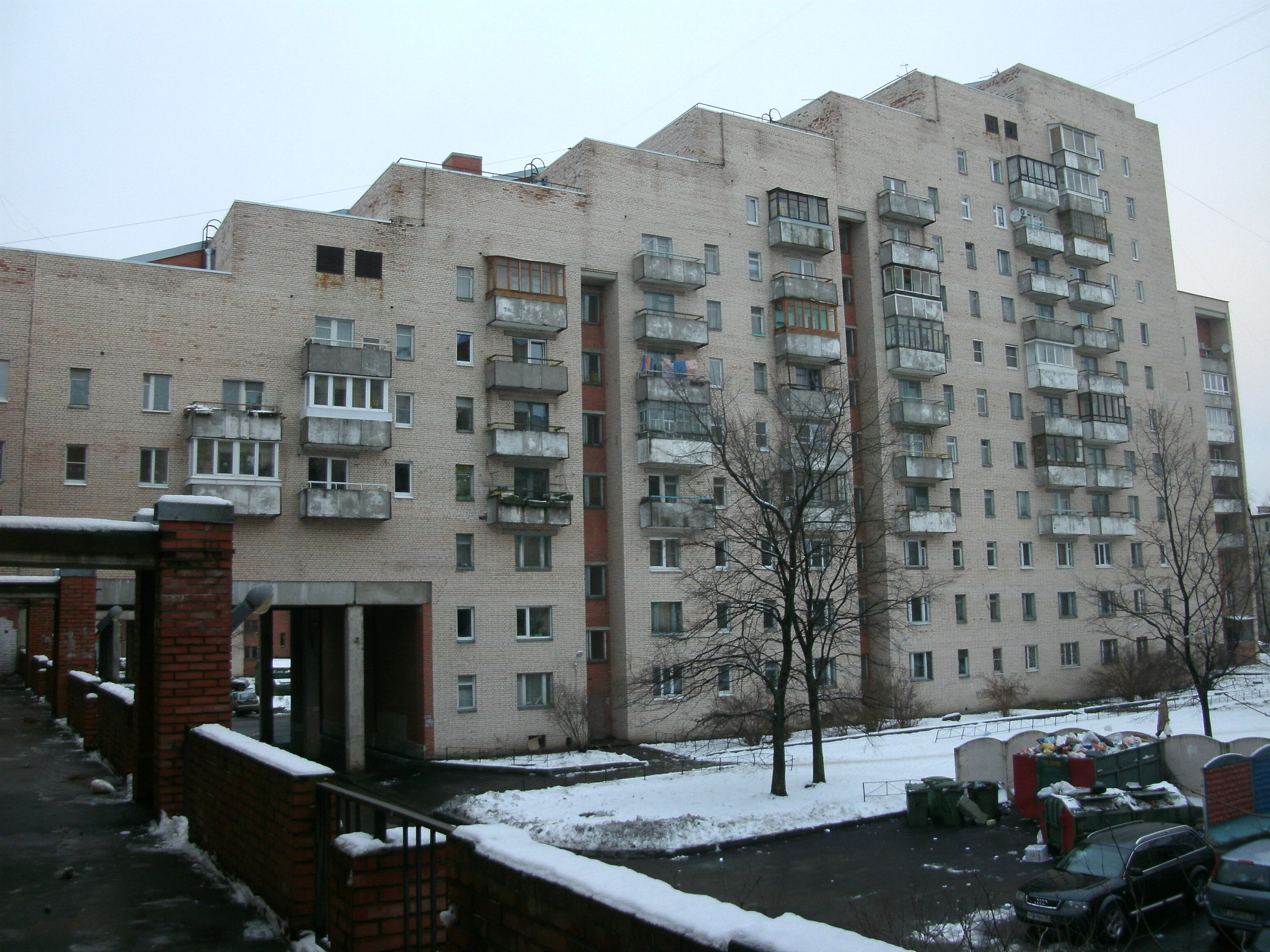 пр. Науки 44, парадная 16 пр. Науки 44, парадная 16