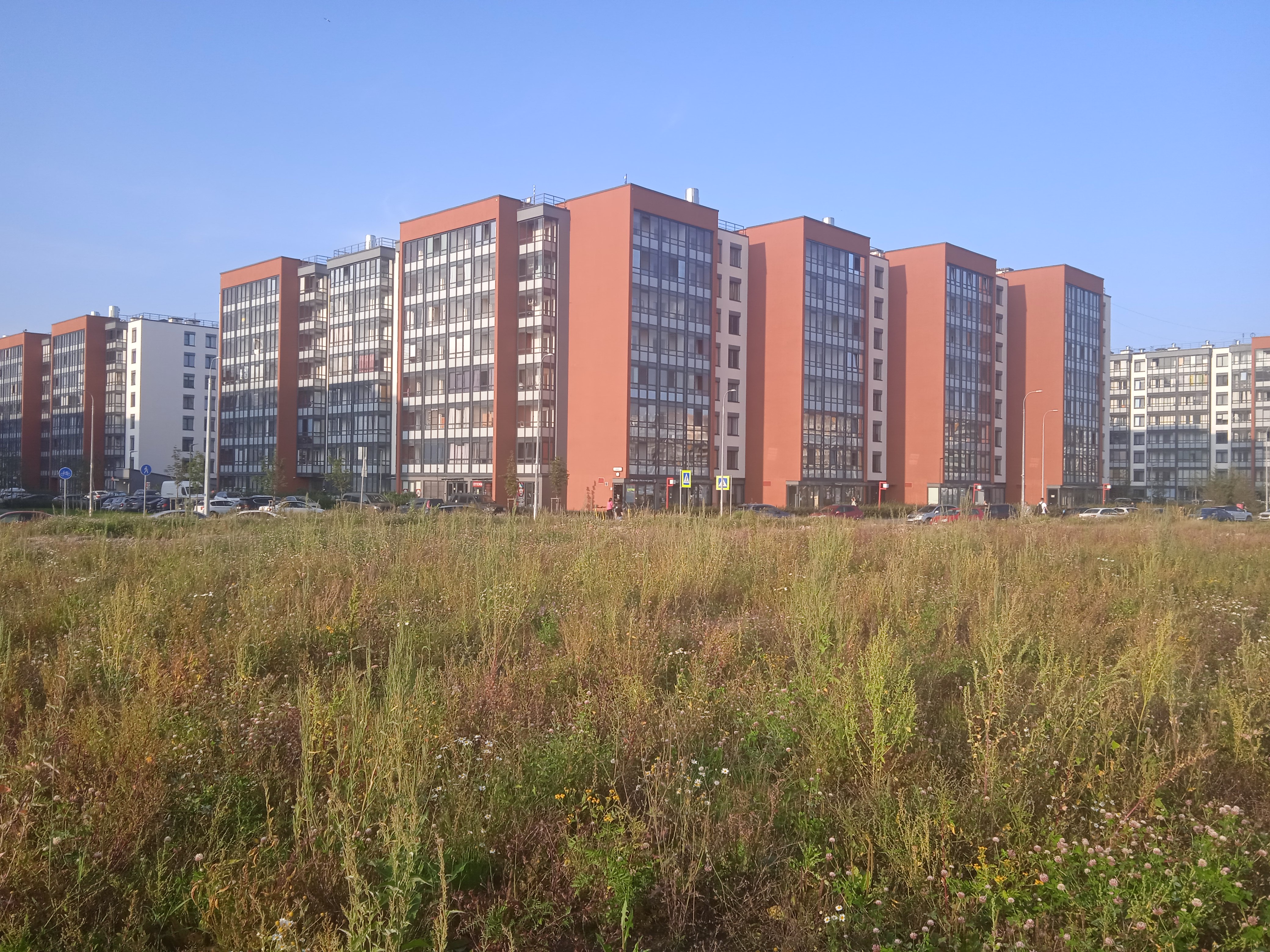 пр. Буденного 19к2, парадные 8-12