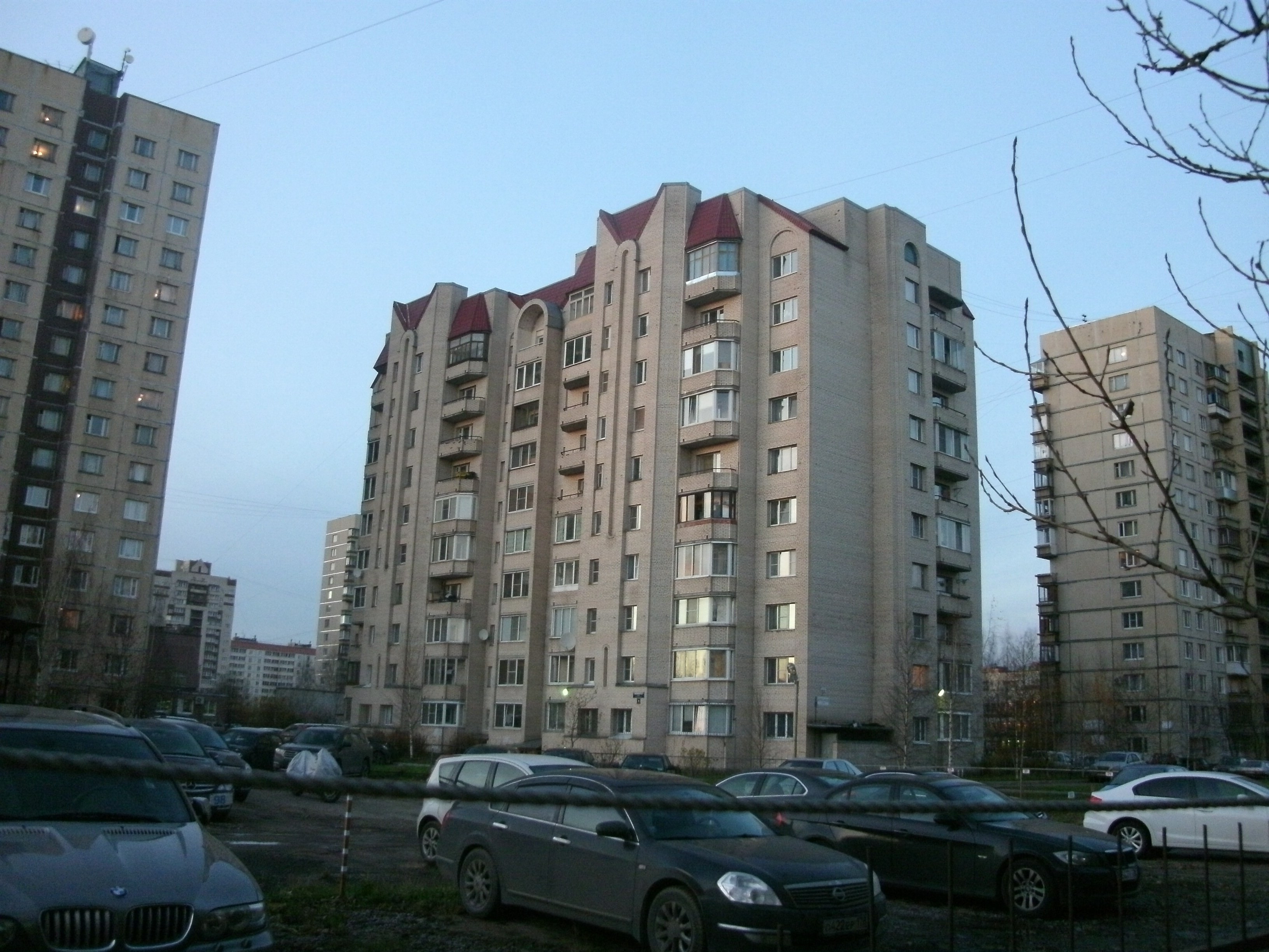 Караваевская ул. 36 Караваевская ул. 36