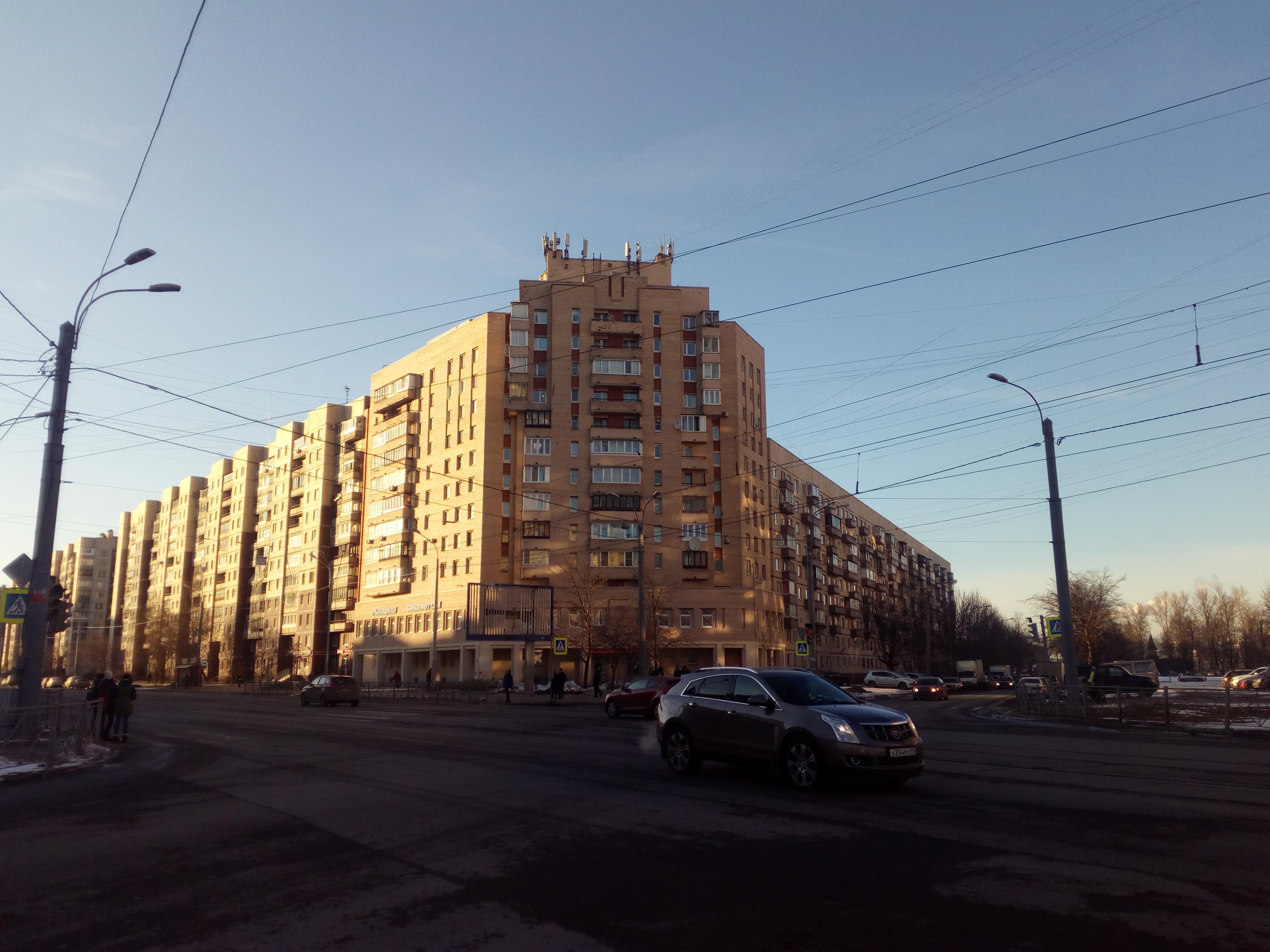 ул. Дмитрия Устинова 3