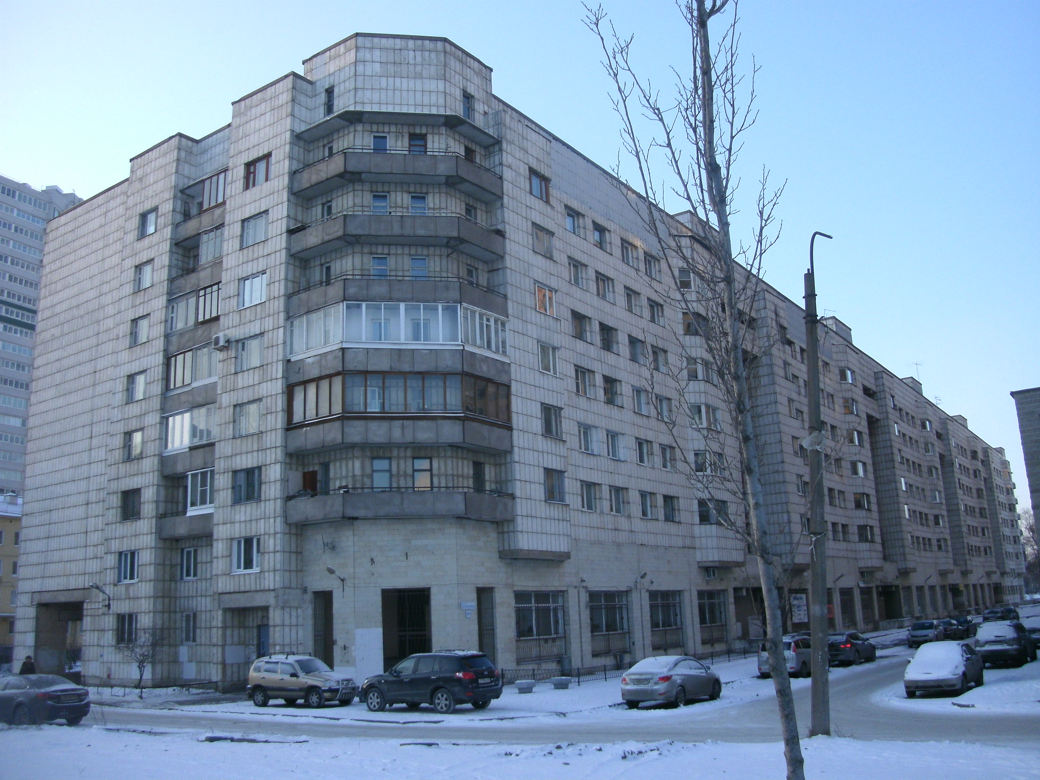 пр. Обуховской Обороны 197