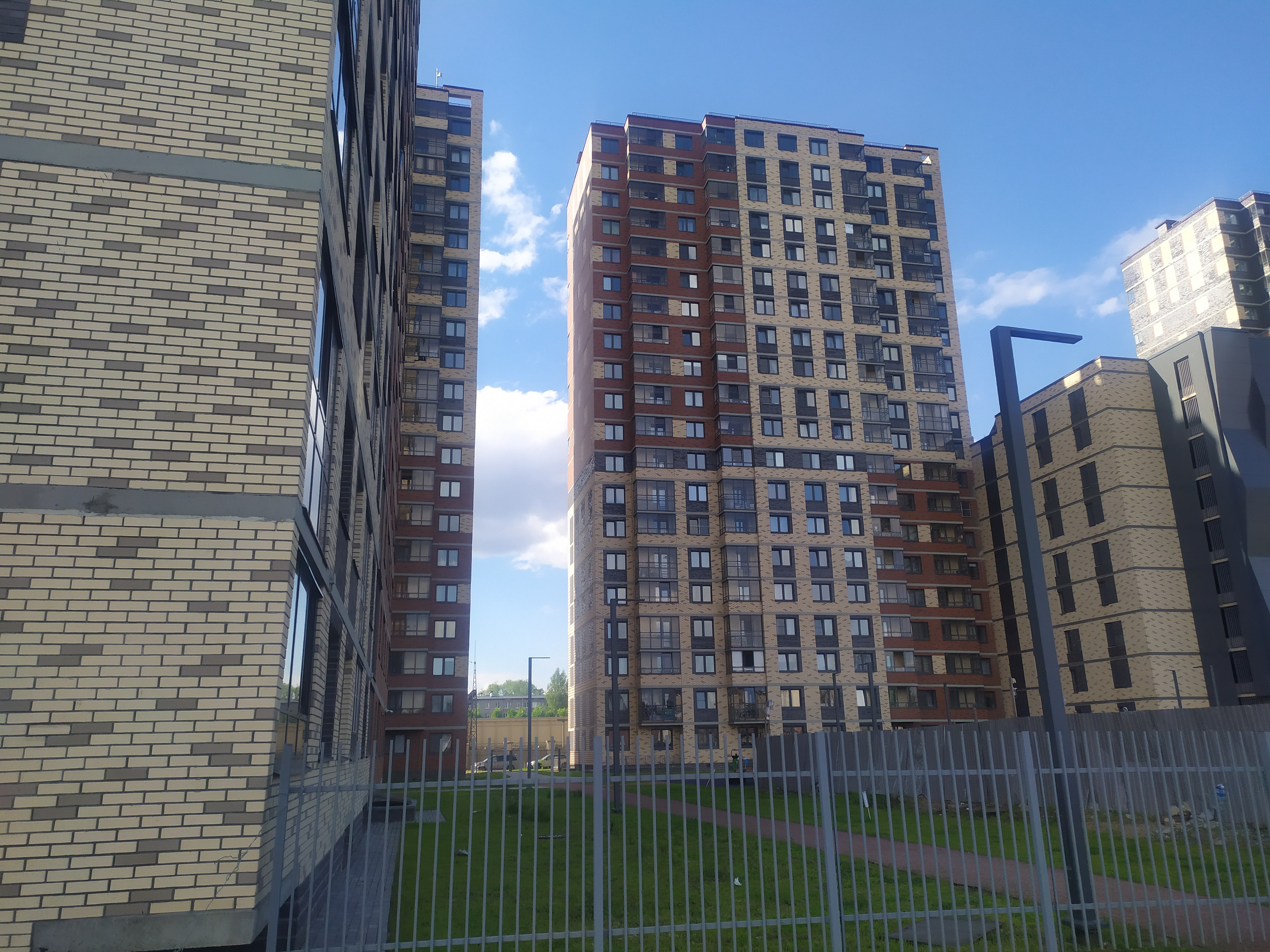 ул. Невзоровой 9, парадная 3