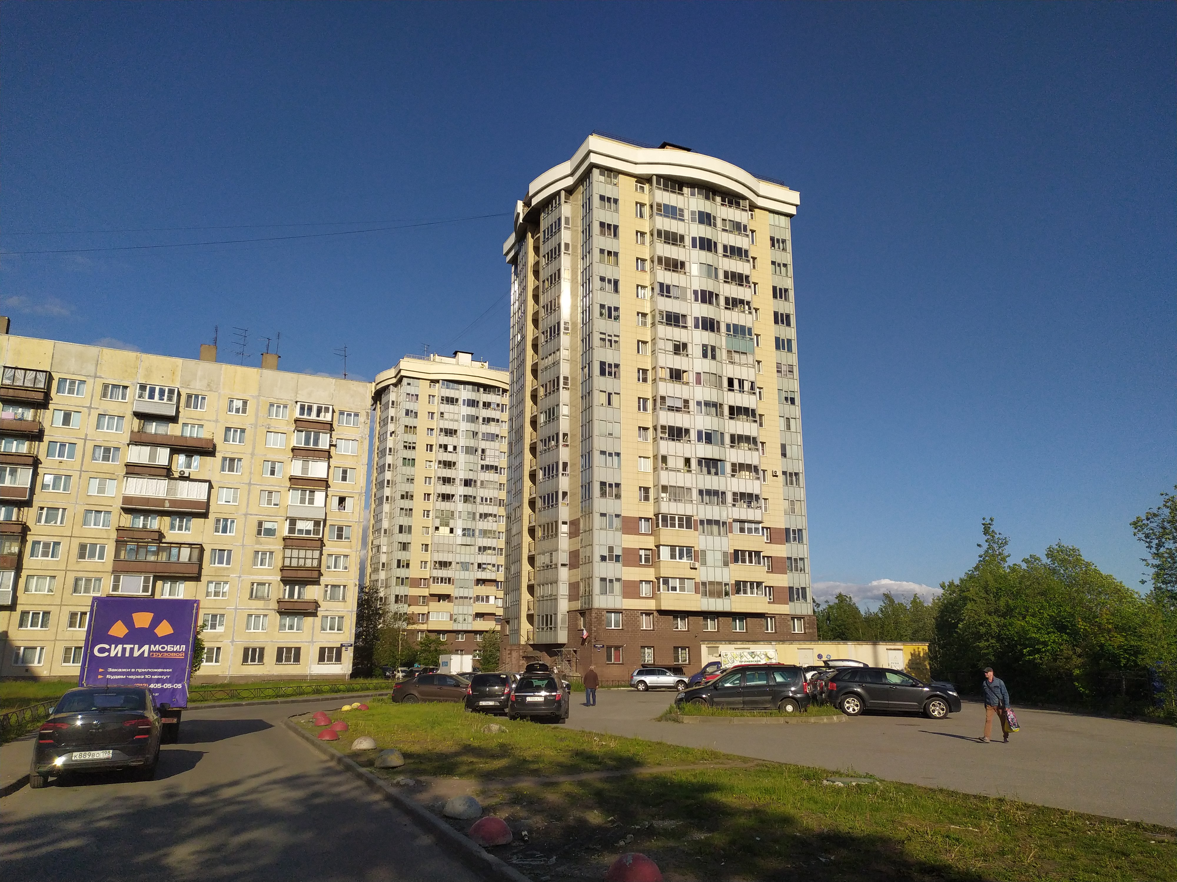 Октябрьская наб. 126к2