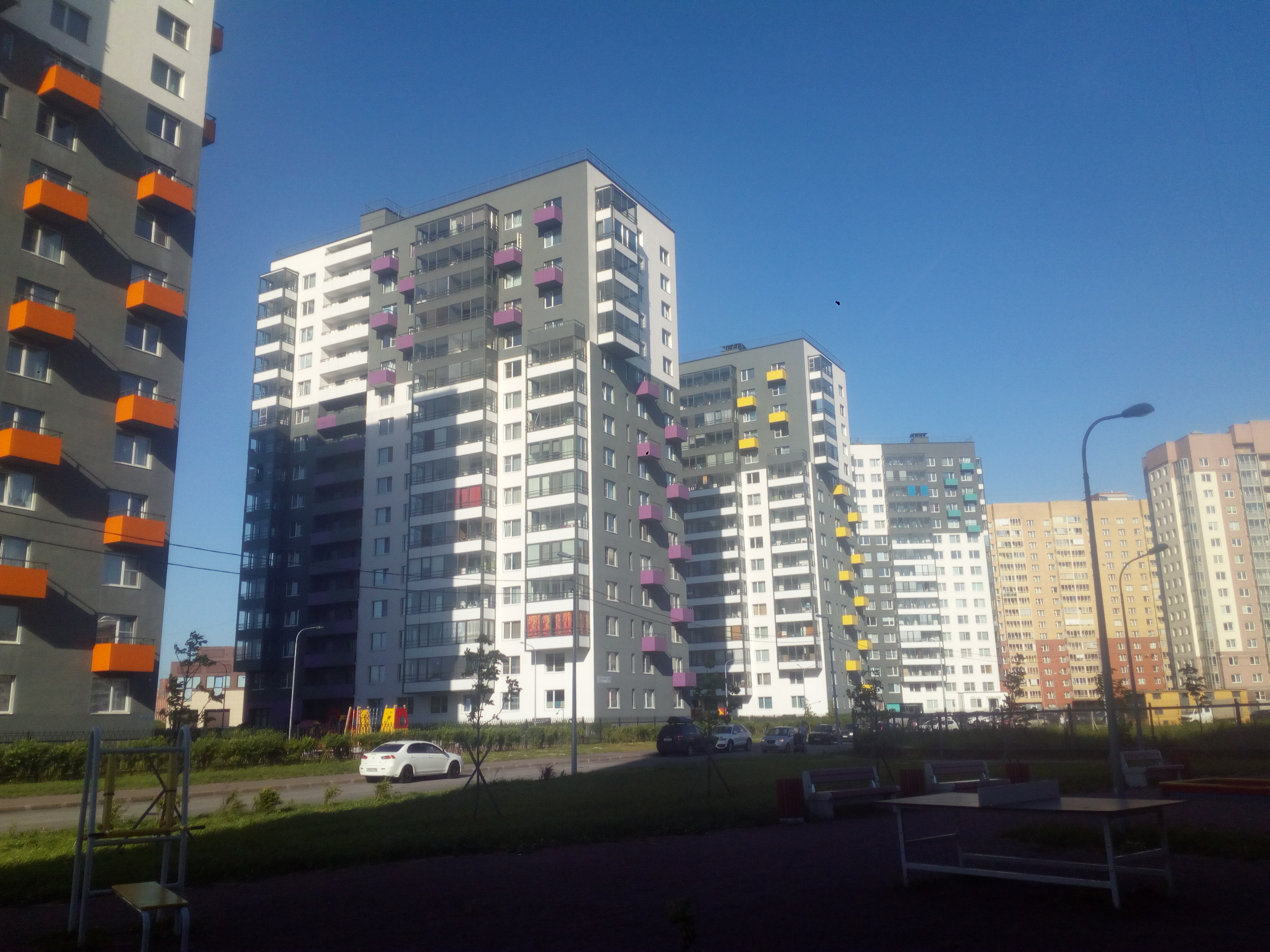 Союзный пр. 10, парадная 4 Союзный пр. 10, парадная 4