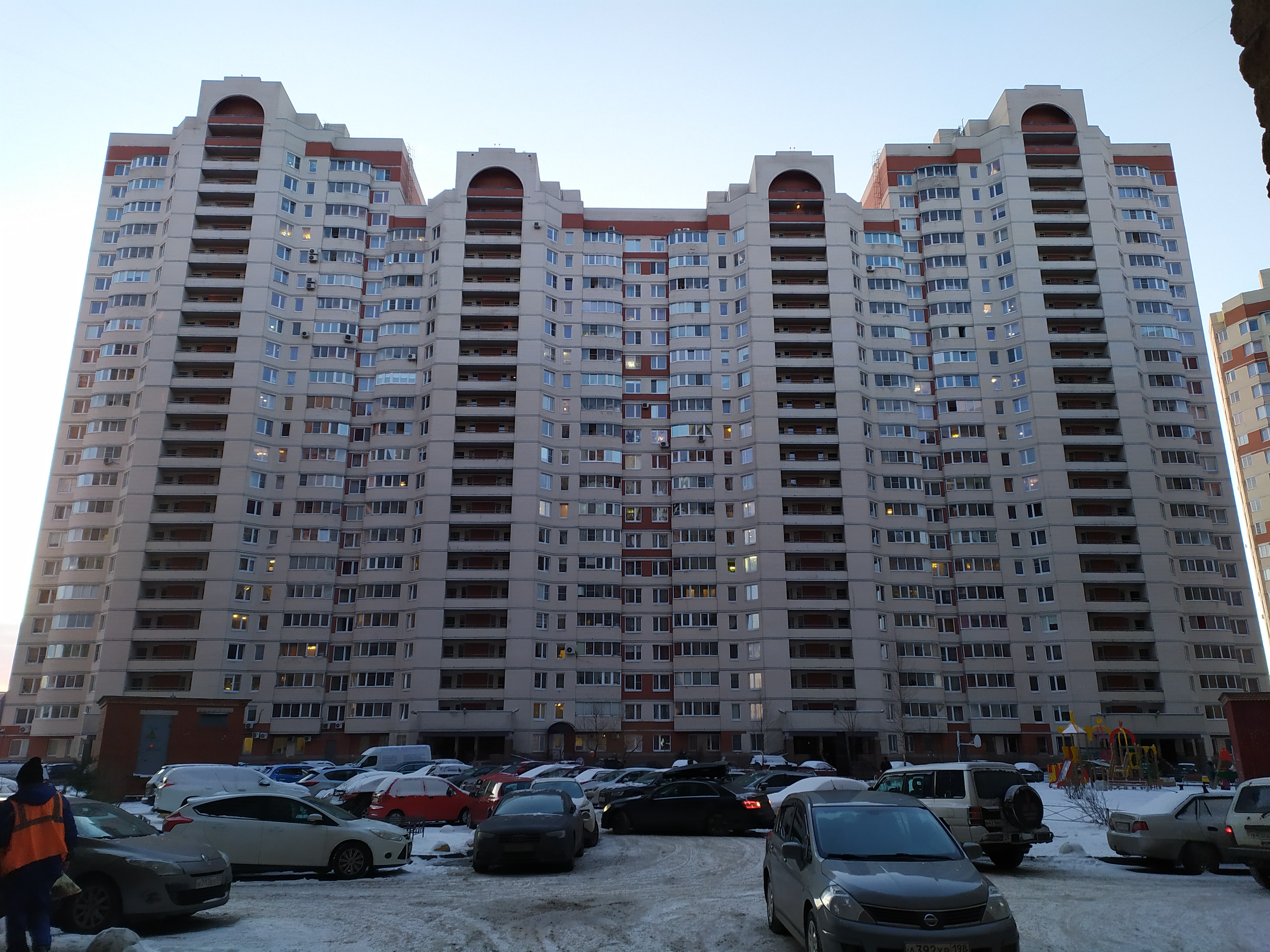 ул. Латышский стрелков 17 ул. Латышский стрелков 17