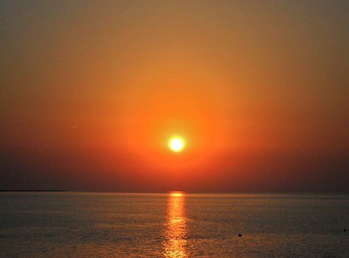Жаркий закат на Азовском море!