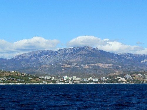 Крым, Алушта, панорама побережья.
