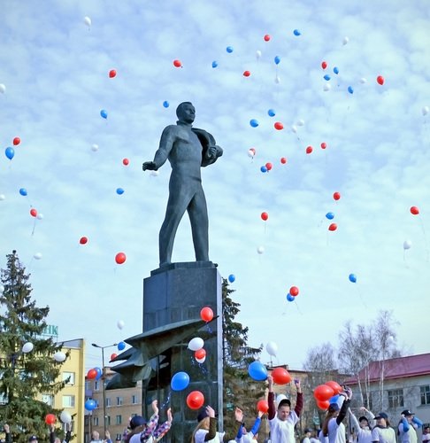 Памятник Ю.А.Гагарину на родине космонавта