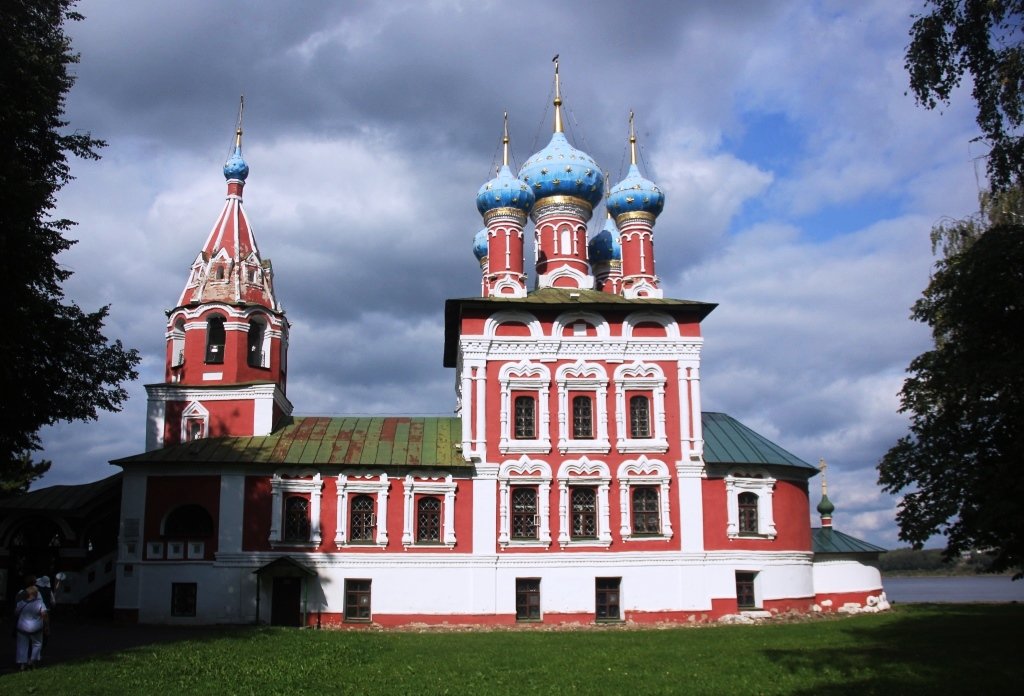 Храм дмитрия на крови в угличе фото