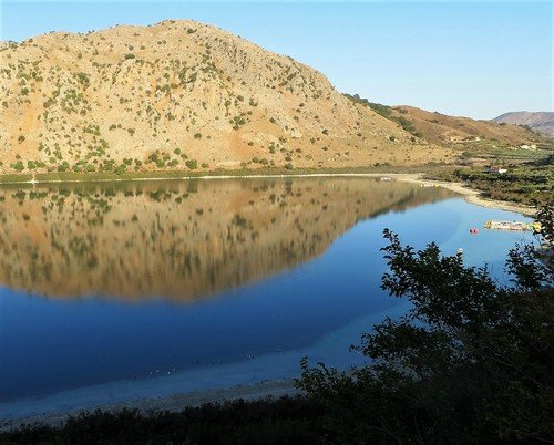 Озеро в Греции