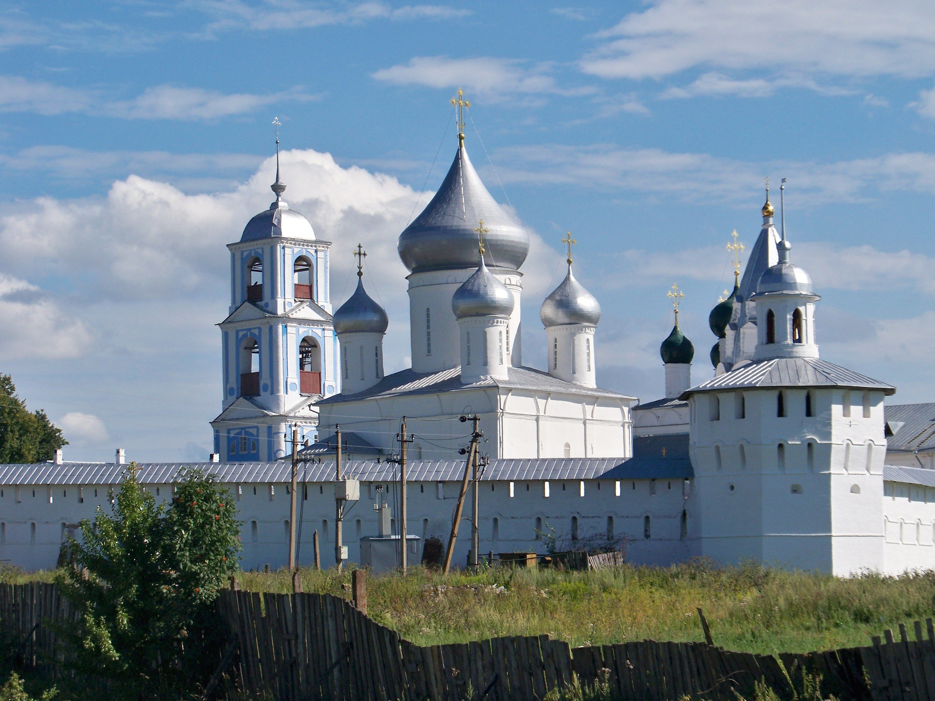 Монастыри переславля залесского. Никитский монастырь Переславль-Залесский. Никитский монастырь Переславль. Никитский моностырьпереславль Залесский. Переславль-Залесский ГНИКИТИНСКИЙ монастырь.