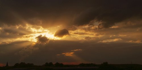 НЕБО (однажды вечером с балкона )