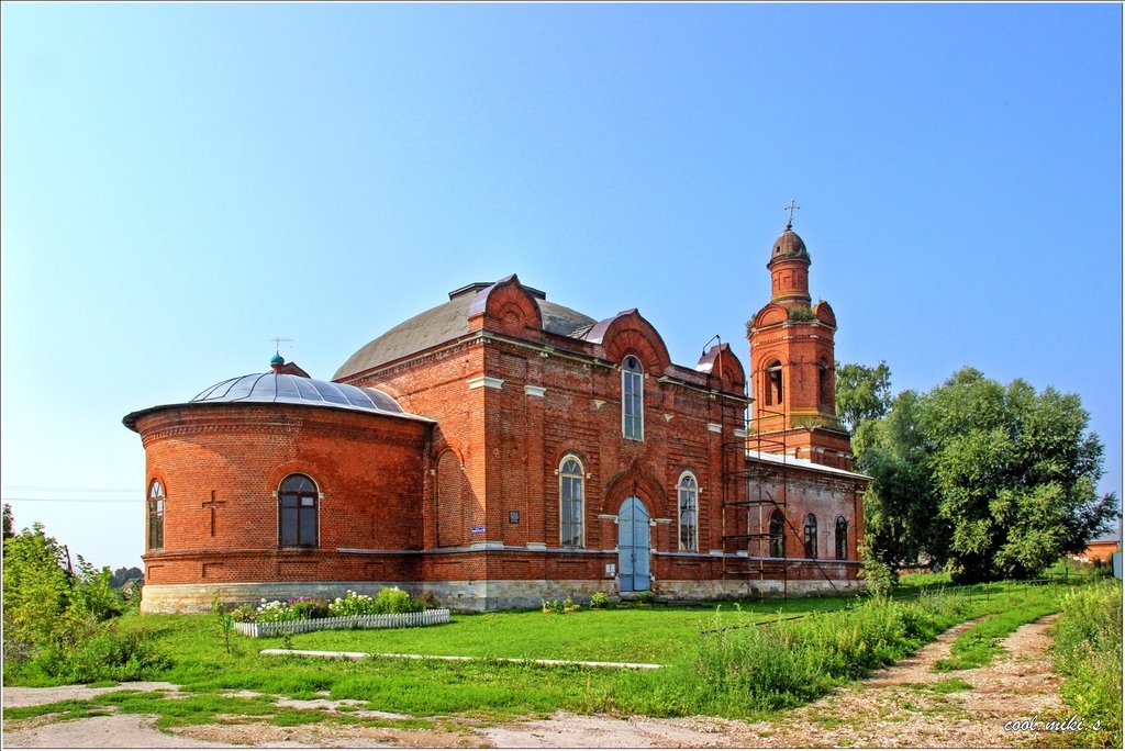 Церковь Николая Чудотворца в Никольском на Упе.