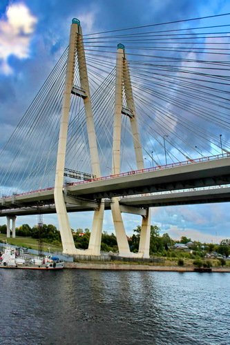 мост через Неву