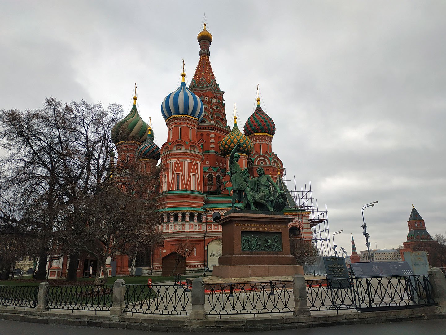 соборы на красной площади в москве названия