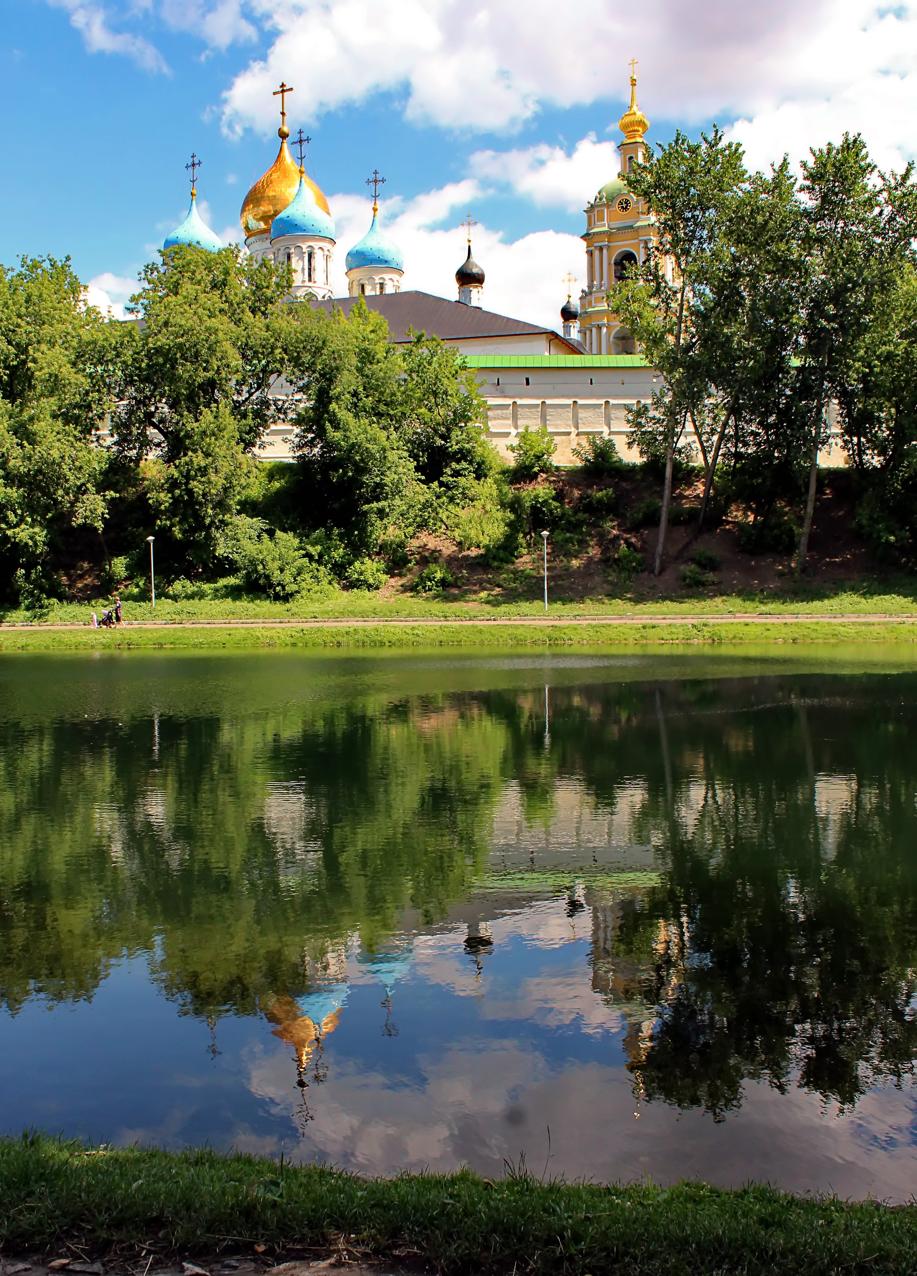 Новоспасский пруд в москве фото