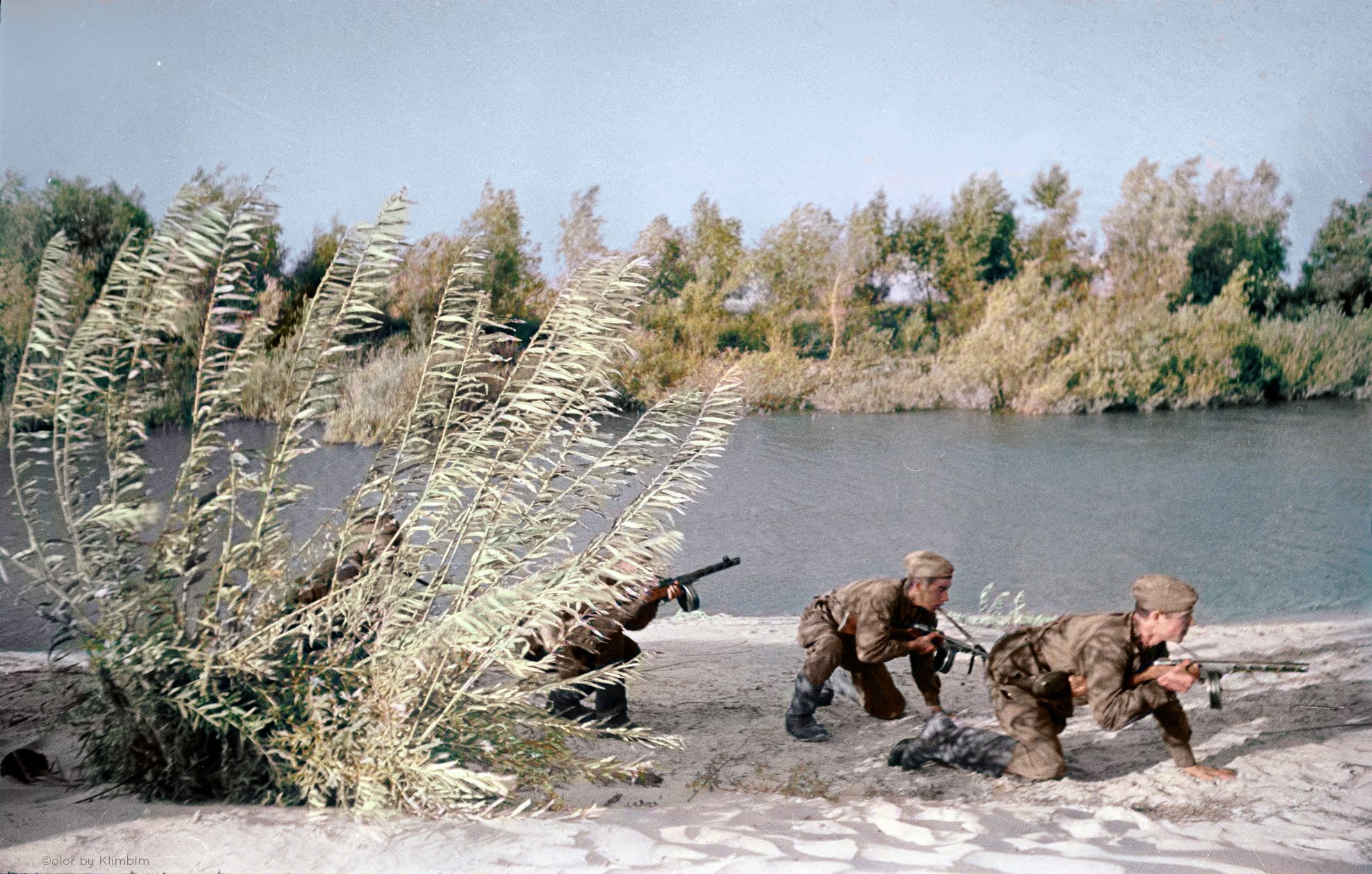 Какое лето было в 1942 году. Лето 1942 Сталинграда битва. Бой на реке Чир Сталинградская битва. Сталинградская битва лето.