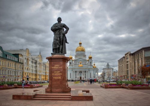 Памятник Фёдору Ушакову