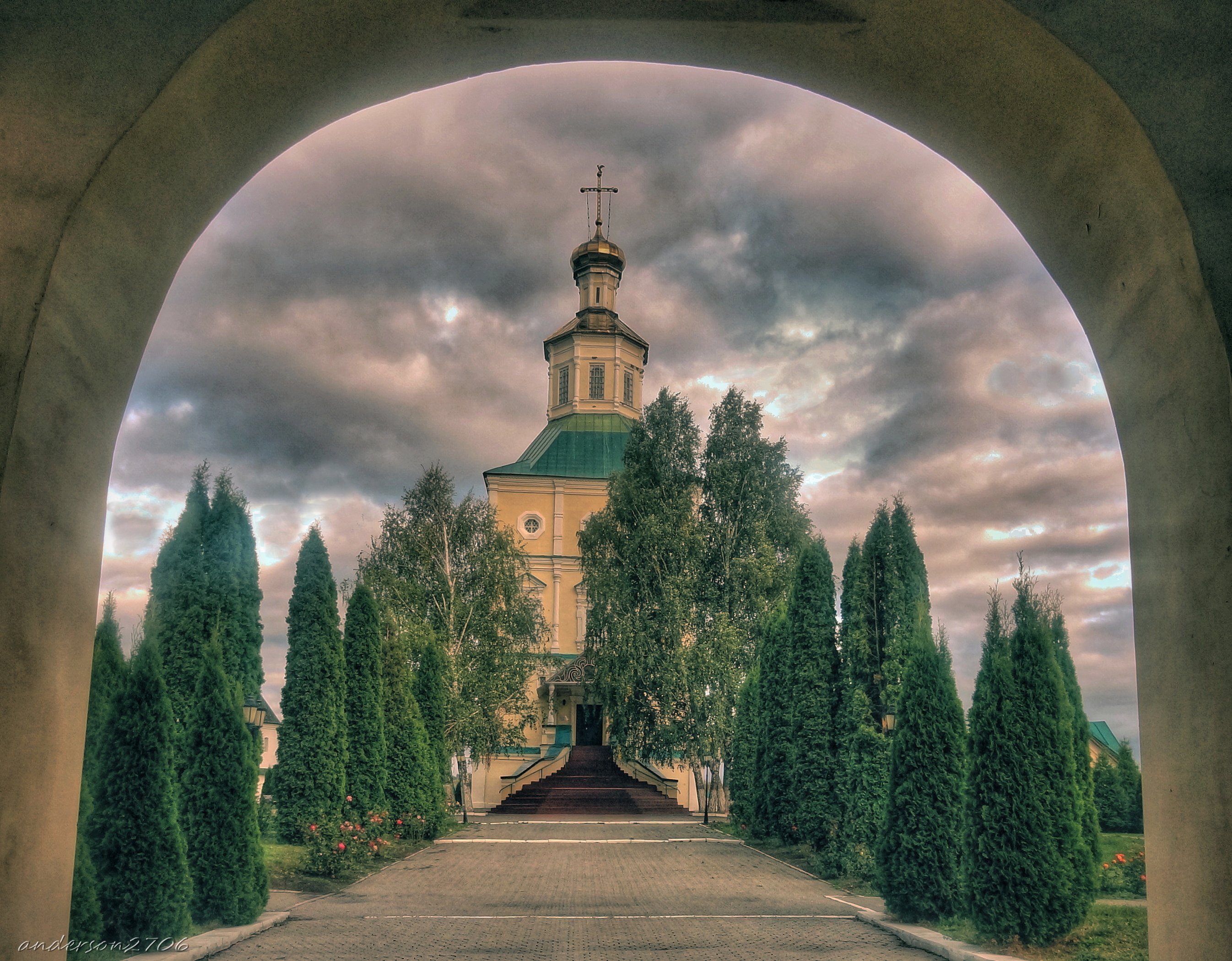 Монастырь саранск. Макаровский Иоанно-Богословский монастырь. Макаровский монастырь Саранск. Макаровка Иоанно Богословский монастырь. Иоанно-Богословский Макаровский мужской монастырь Саранск.